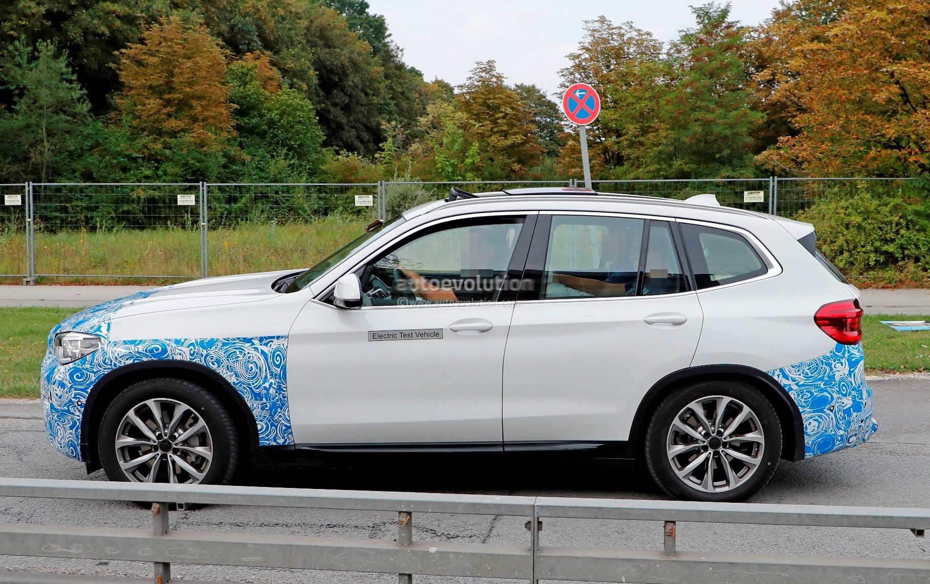 2020 bmw ix3 electric suv spied flaunting yellow wiring obscured camera_2