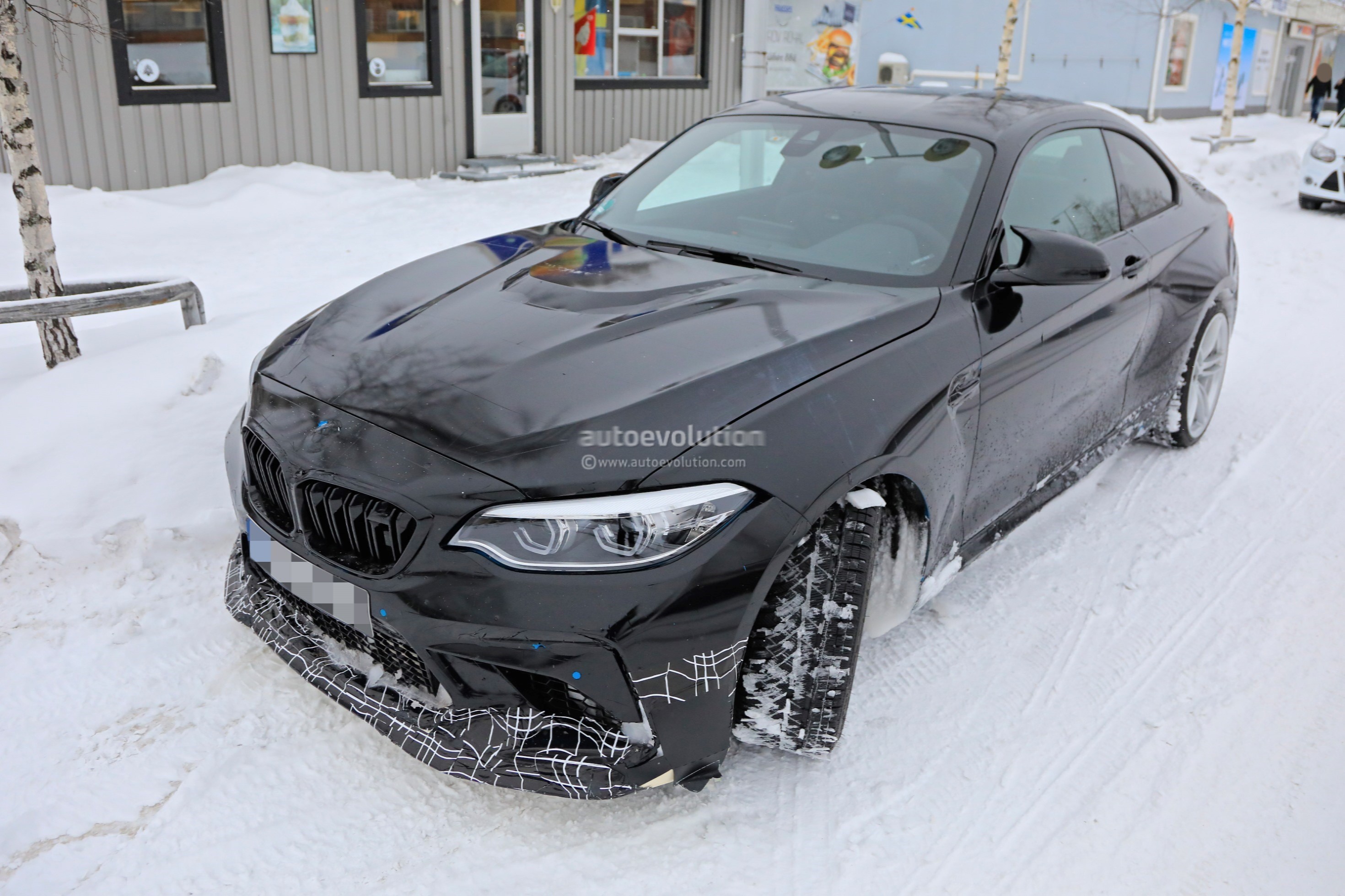 [Imagen: 2020-bmw-m2-cs-spied-with-manual-transmi...pers_4.jpg]