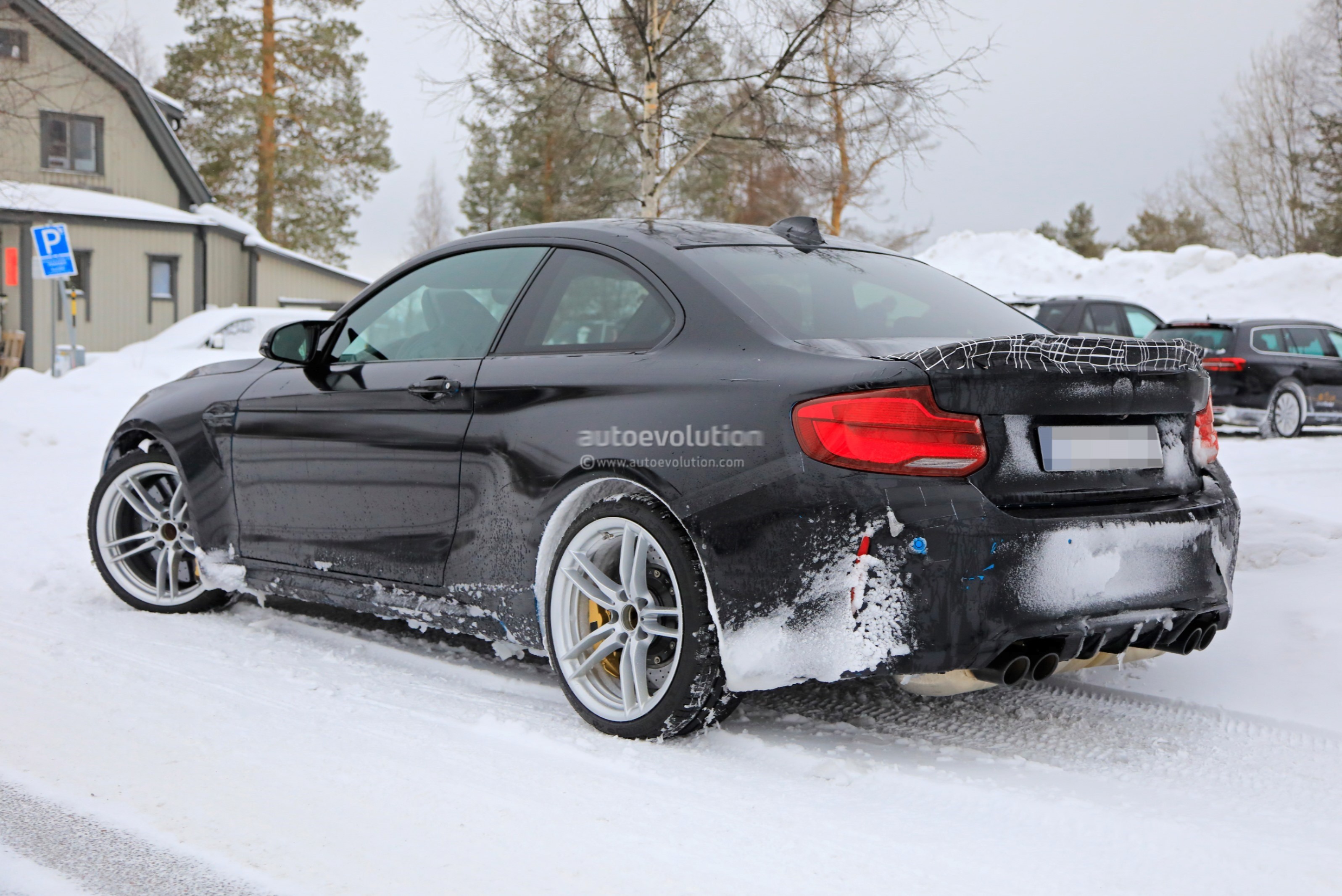 [Imagen: 2020-bmw-m2-cs-spied-with-manual-transmi...pers_7.jpg]