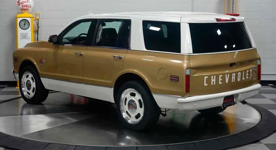 2022 Chevy Tahoe Gets 1968 Look With K5 Blazer Face and 