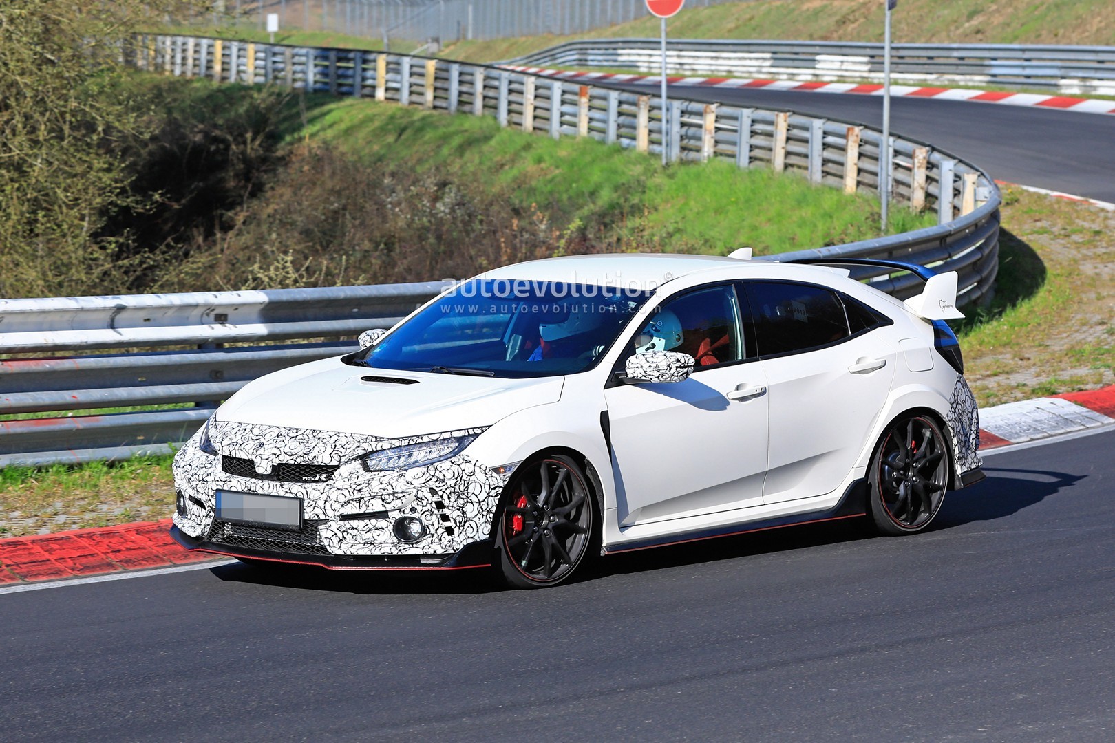 2020 Honda Civic Type R Prototypes Spied at the Nurburgring - autoevolution