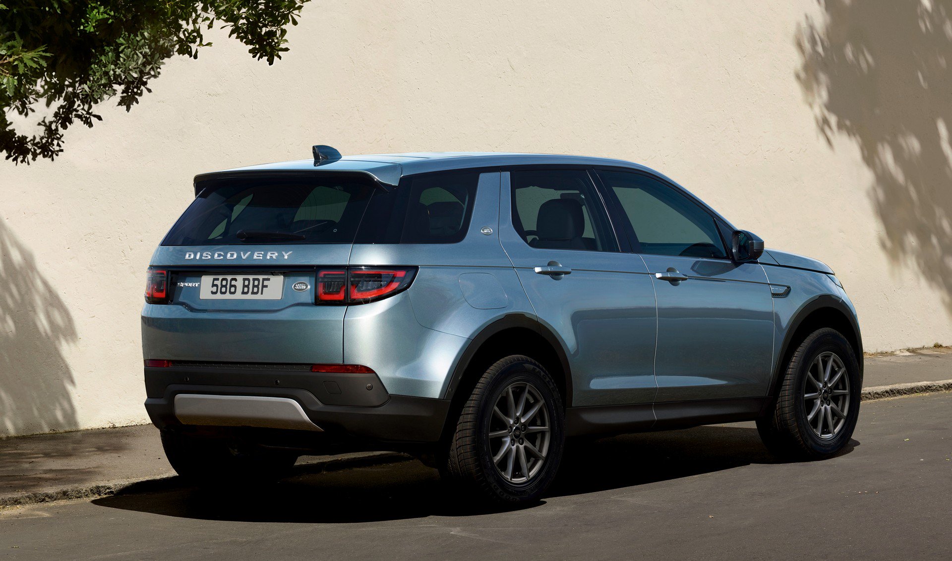 2020 Land Rover Discovery Sport Gets MildHybrid System