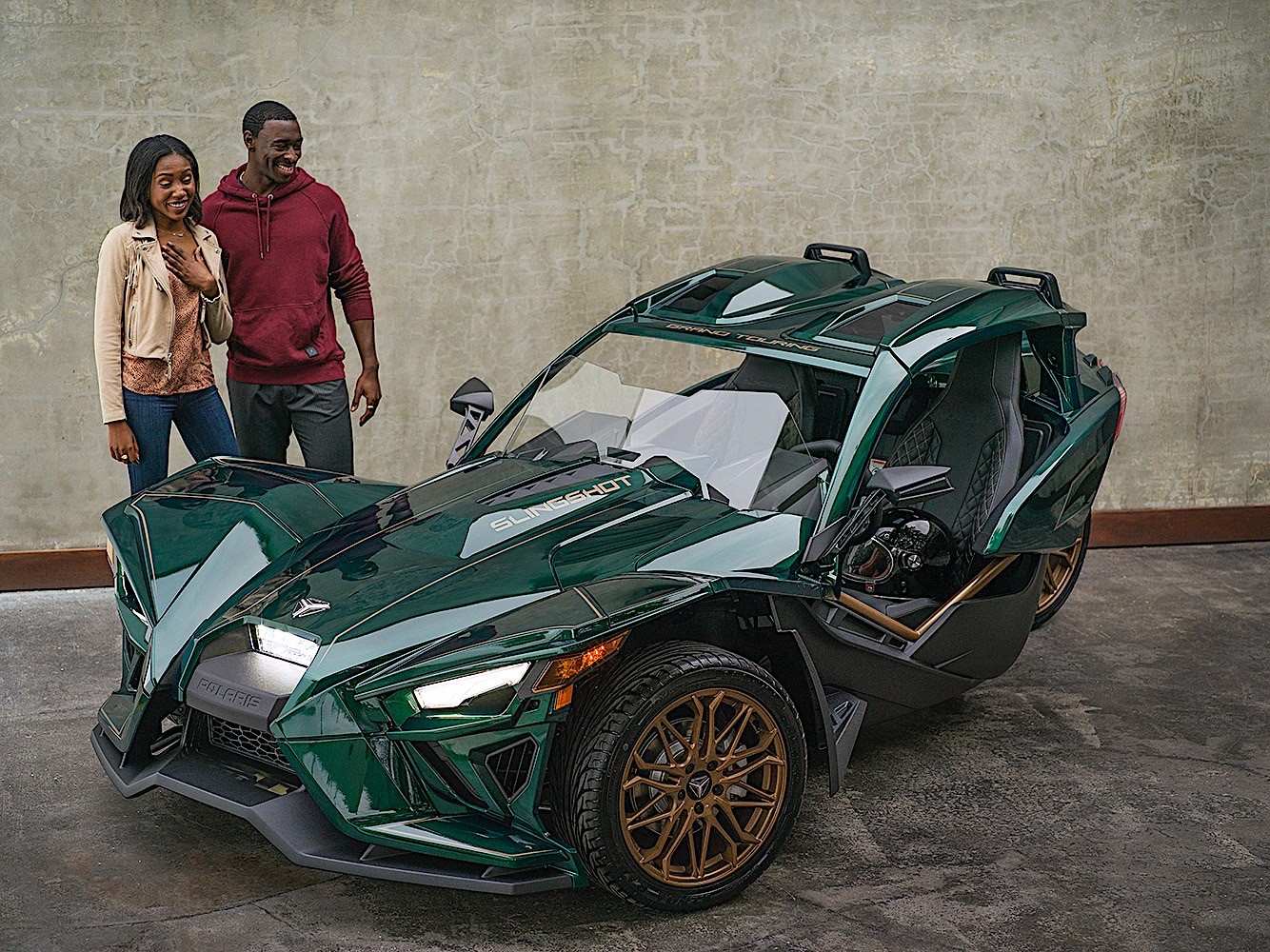 2020 Polaris Slingshot Grand Touring LE Is the New Face of Fun