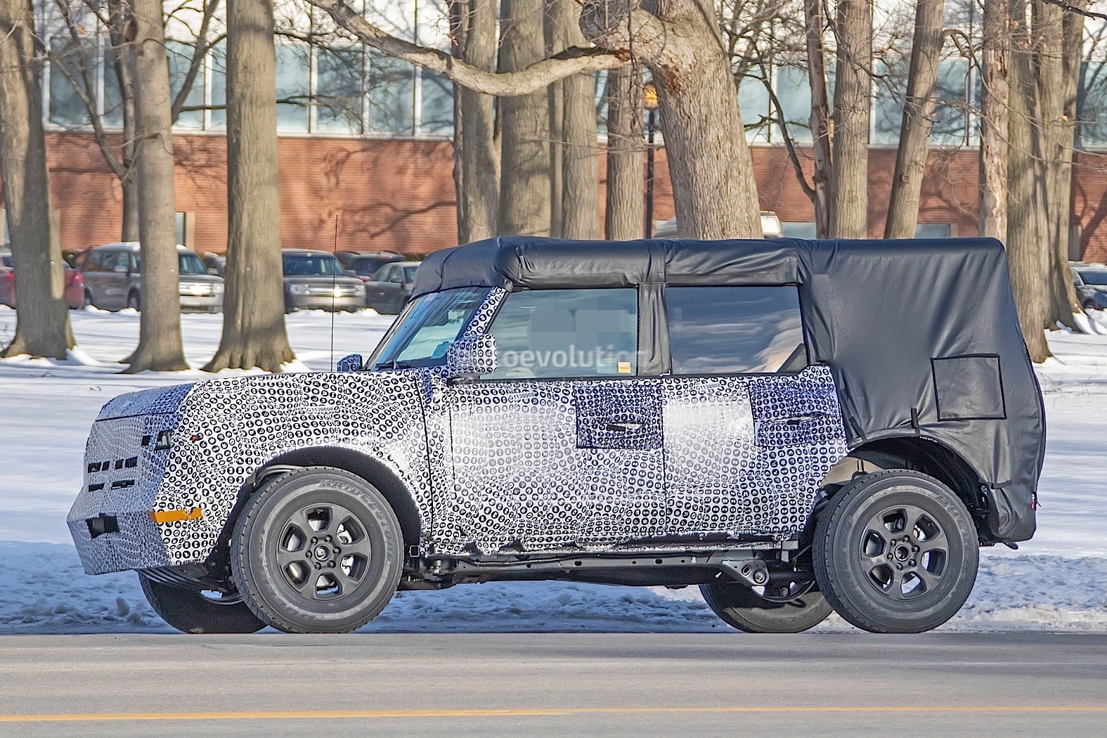 ford bronco convertible 2021