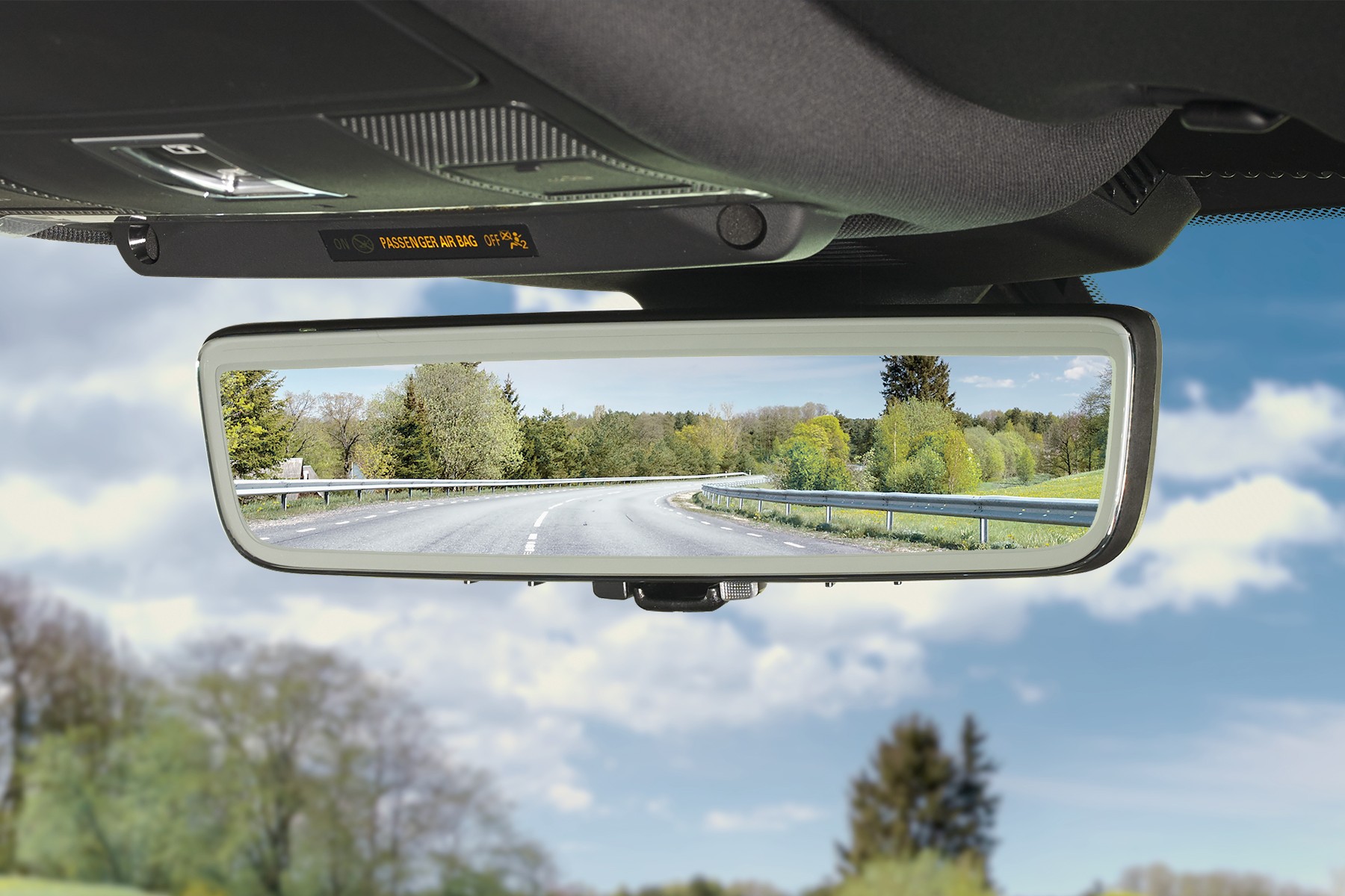 https://s1.cdn.autoevolution.com/images/news/gallery/2021-is-here-and-so-is-the-smart-mirror-making-dash-cams-obsolete_6.jpg
