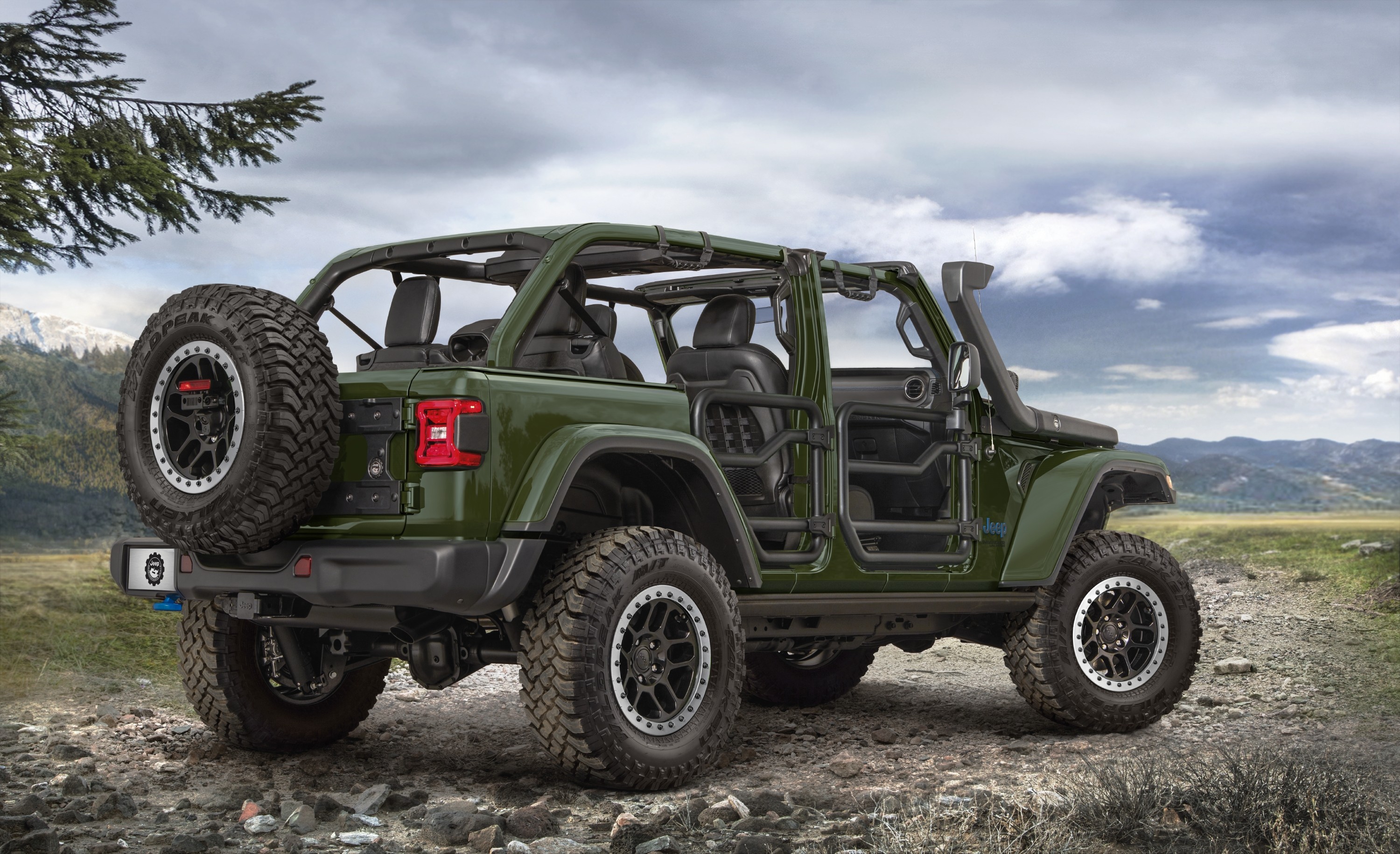 2021 Jeep Wrangler 4xe Performance Parts Include a 2.0Inch Lift Kit