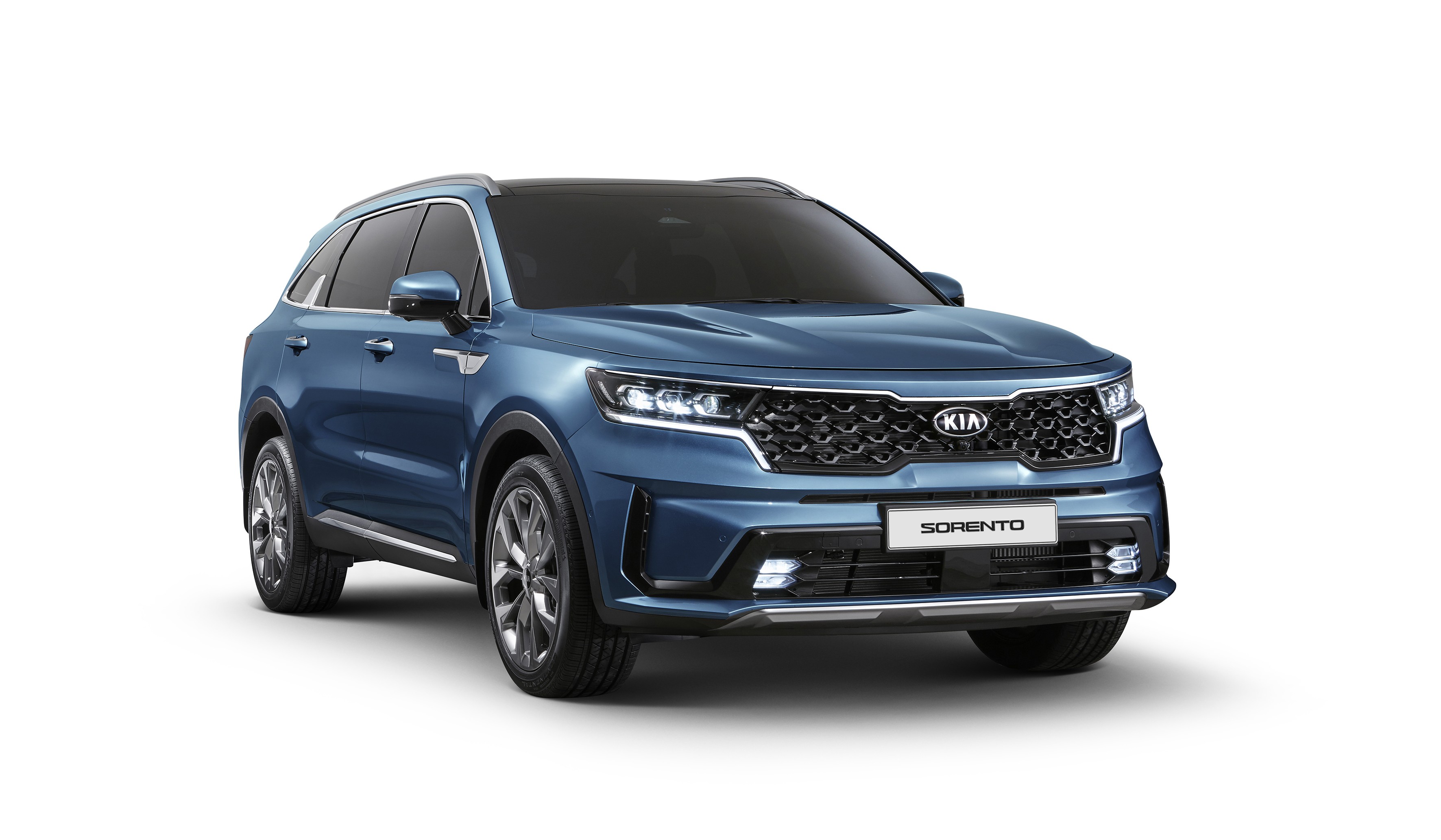 https://s1.cdn.autoevolution.com/images/news/gallery/2021-kia-sorento-mq4-revealed-with-refined-boldness-will-premiere-next-month_13.jpg