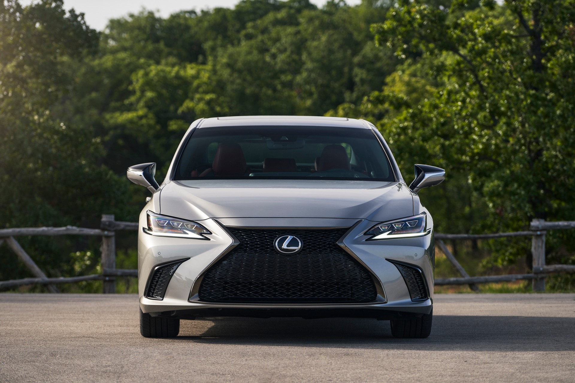 2021-lexus-es-revealed-with-awd-and-black-line-edition-autoevolution