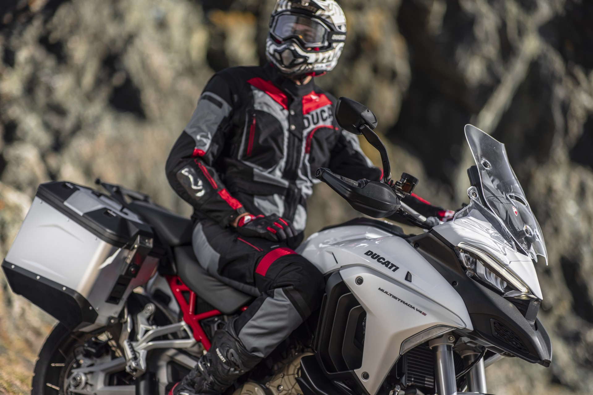 2022 Ducati Multistrada V4 Introduces New Color, Electronic Updates ...