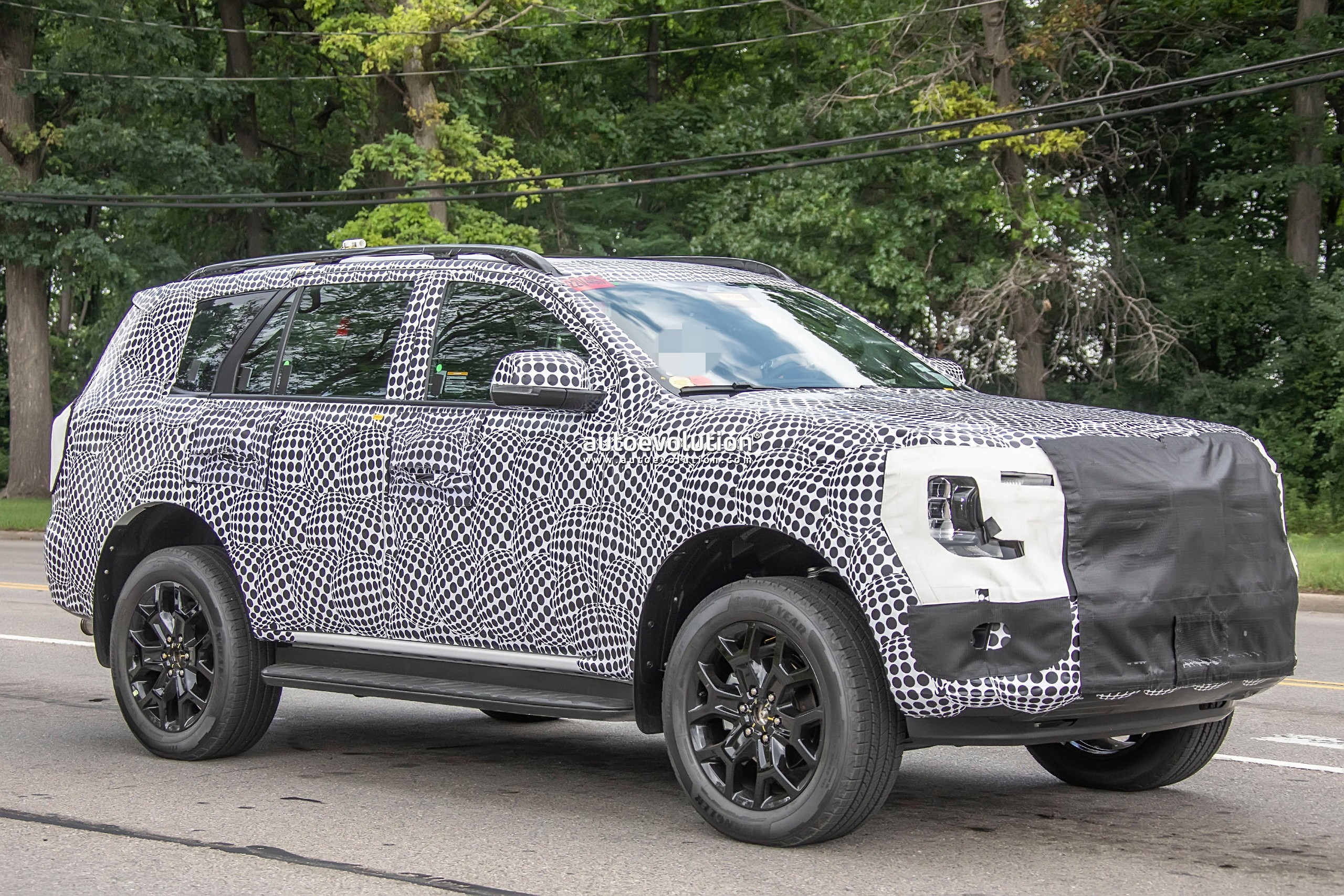 2022 Ford Everest Spied in the U.S. As the Ranger’s Family-Friendly