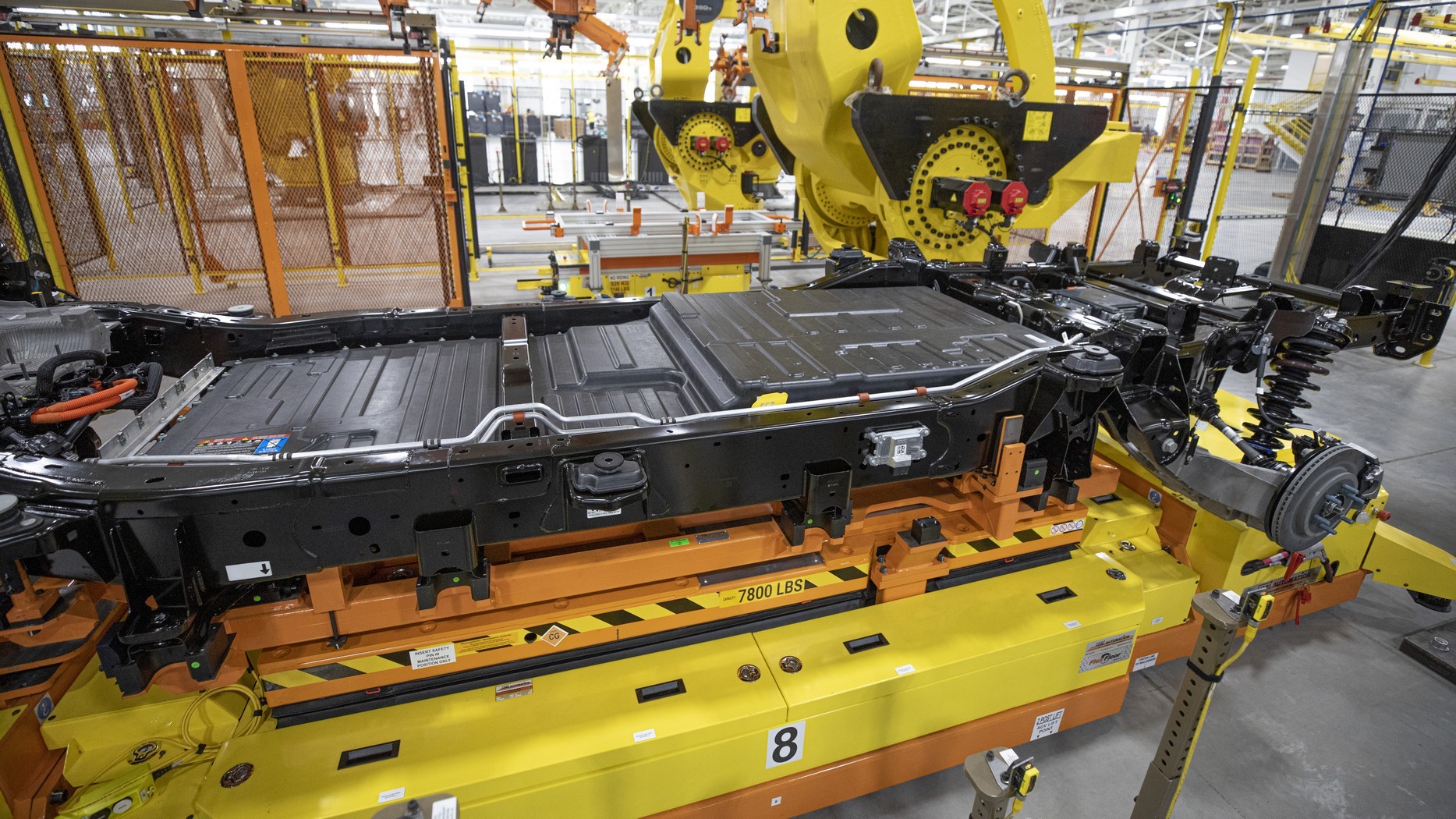 2022 Ford F-150 Lightning Battery Capacities Revealed: 98 kWh and 131 ...