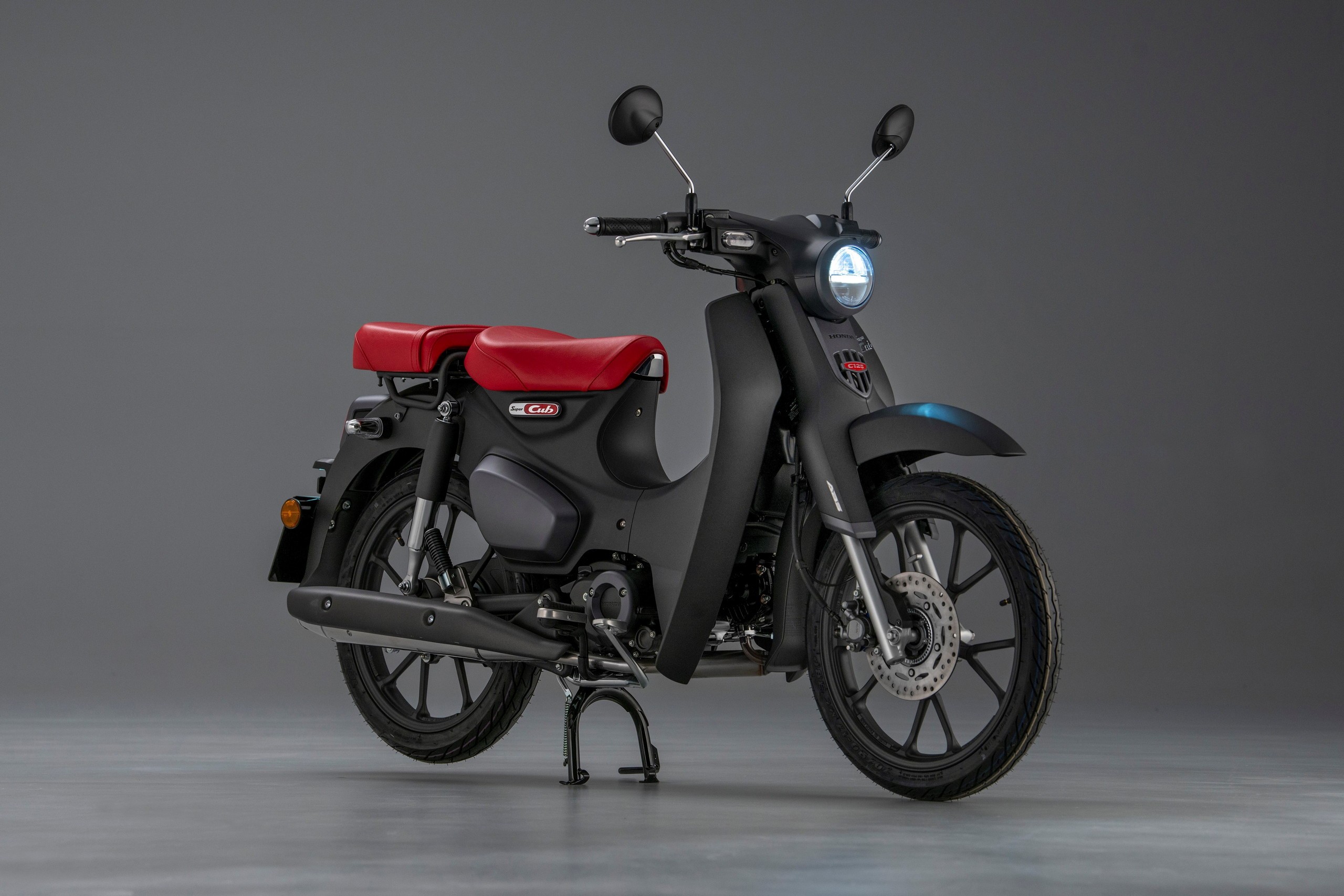2022 Honda Super Cub 125 Boosts Power and Efficiency, Keeping Its ...
