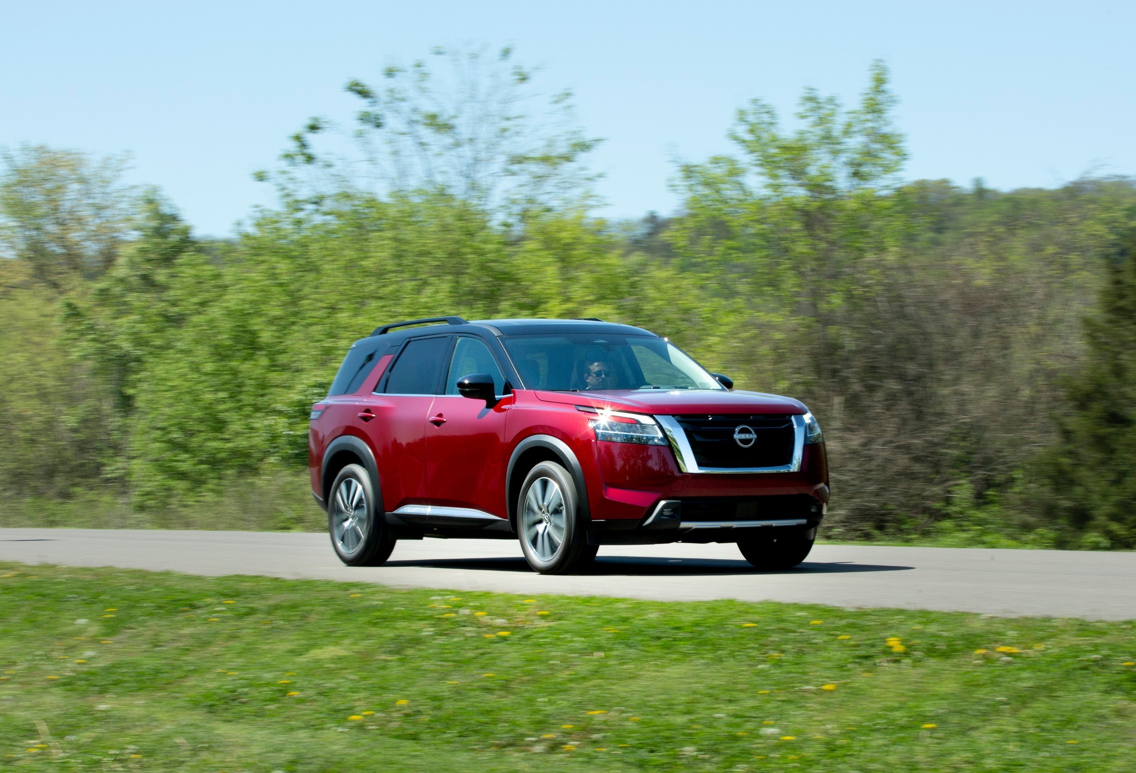 2022 Nissan Pathfinder Offers Up to 6,000 Lbs Towing Capacity, Starts
