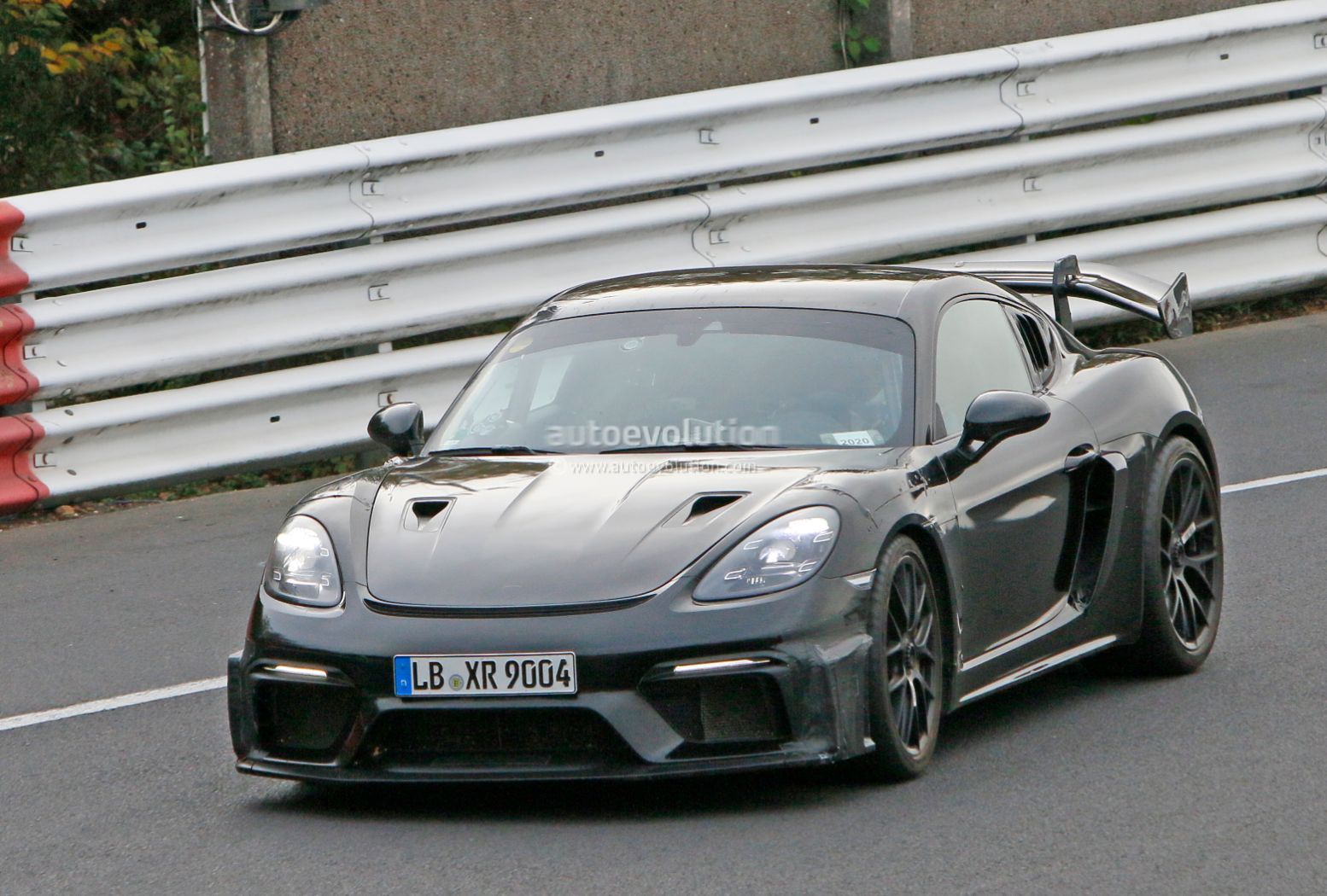 22 Porsche 718 Cayman Gt4 Rs What We Know About The Mid Engine Track Slayer Autoevolution