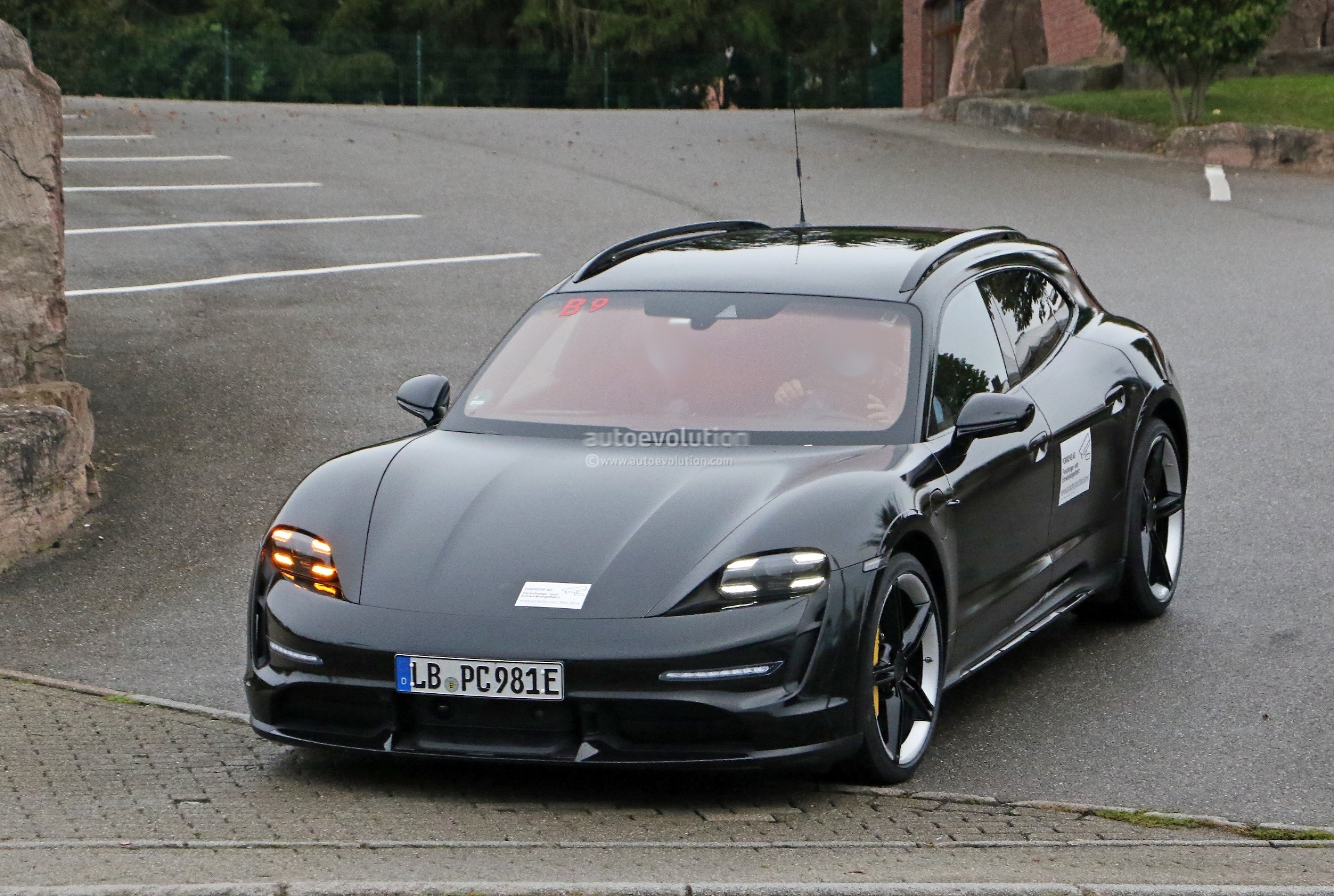 2022 Porsche Taycan Cross Turismo Looks Ready for Production in New Spy