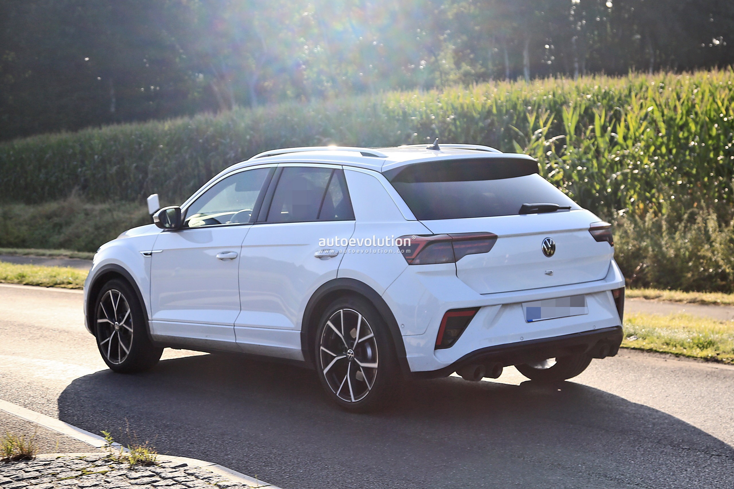 2022 VW T-Roc, T-Roc R Leave Little to the Imagination in New Spy