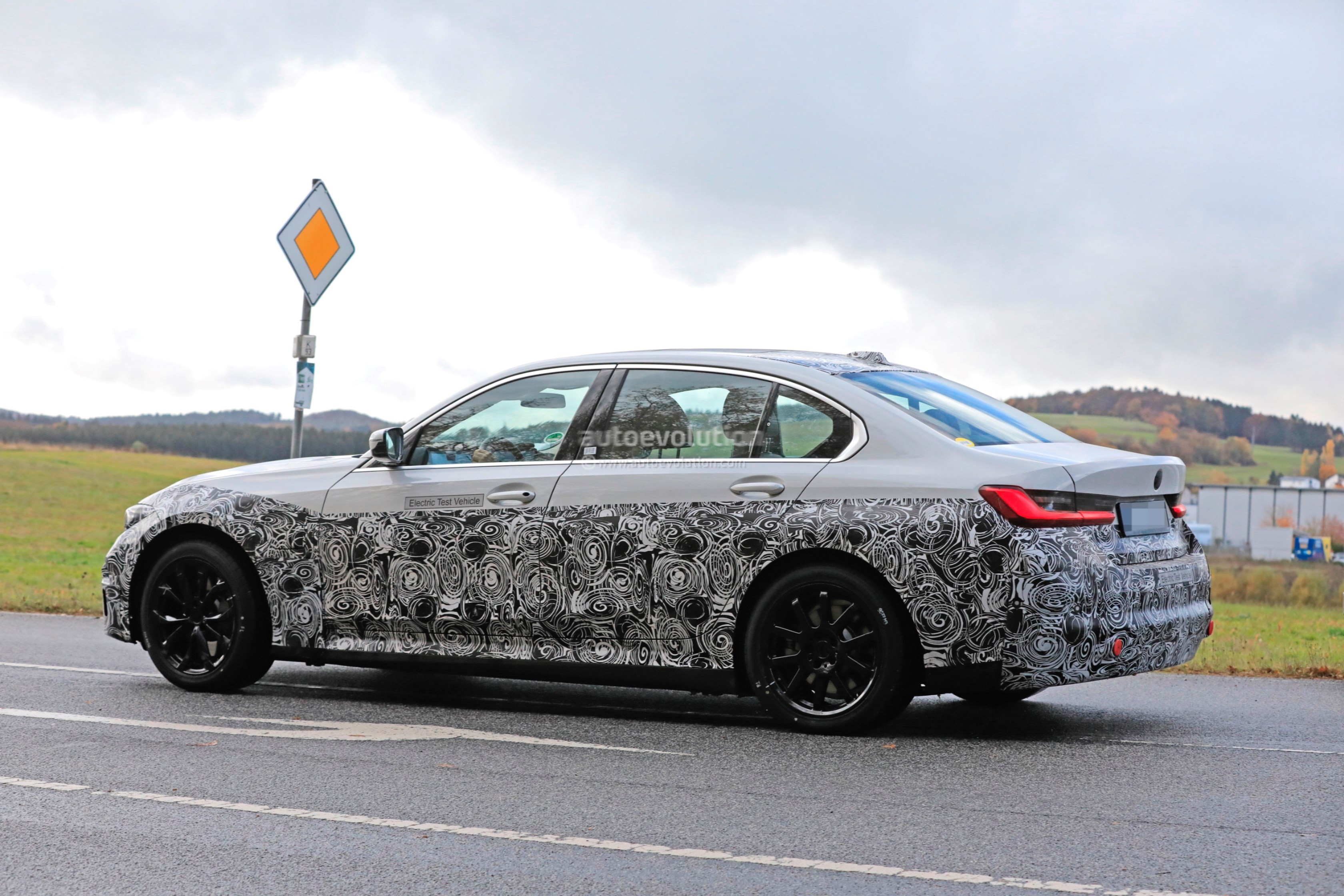 2023 BMW 3 Series Facelift Pops up Online, Here's What It Looks Like