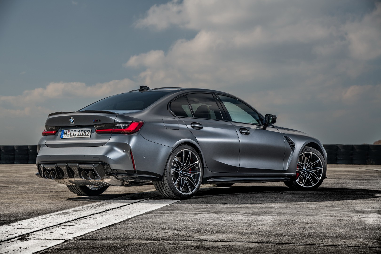 2023 BMW M3 LCI Interior Revealed, Boasts Curved Display and LatestGen