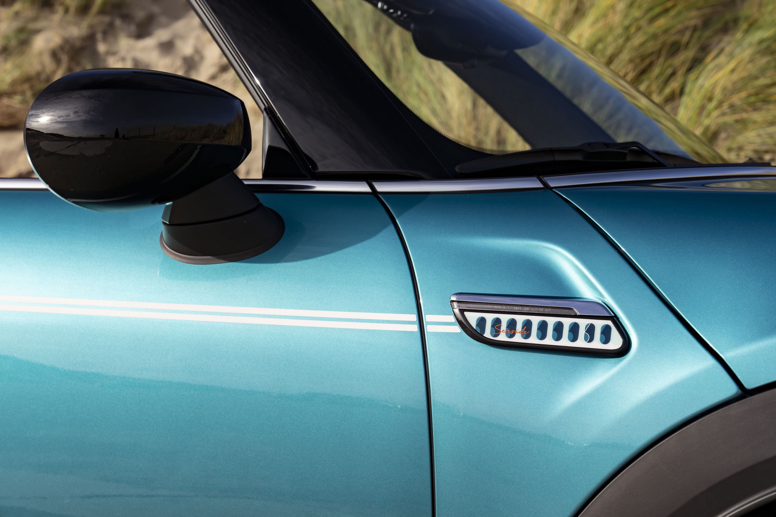 2023 MINI Convertible Seaside Edition Is All About the Open-Top Fun ...