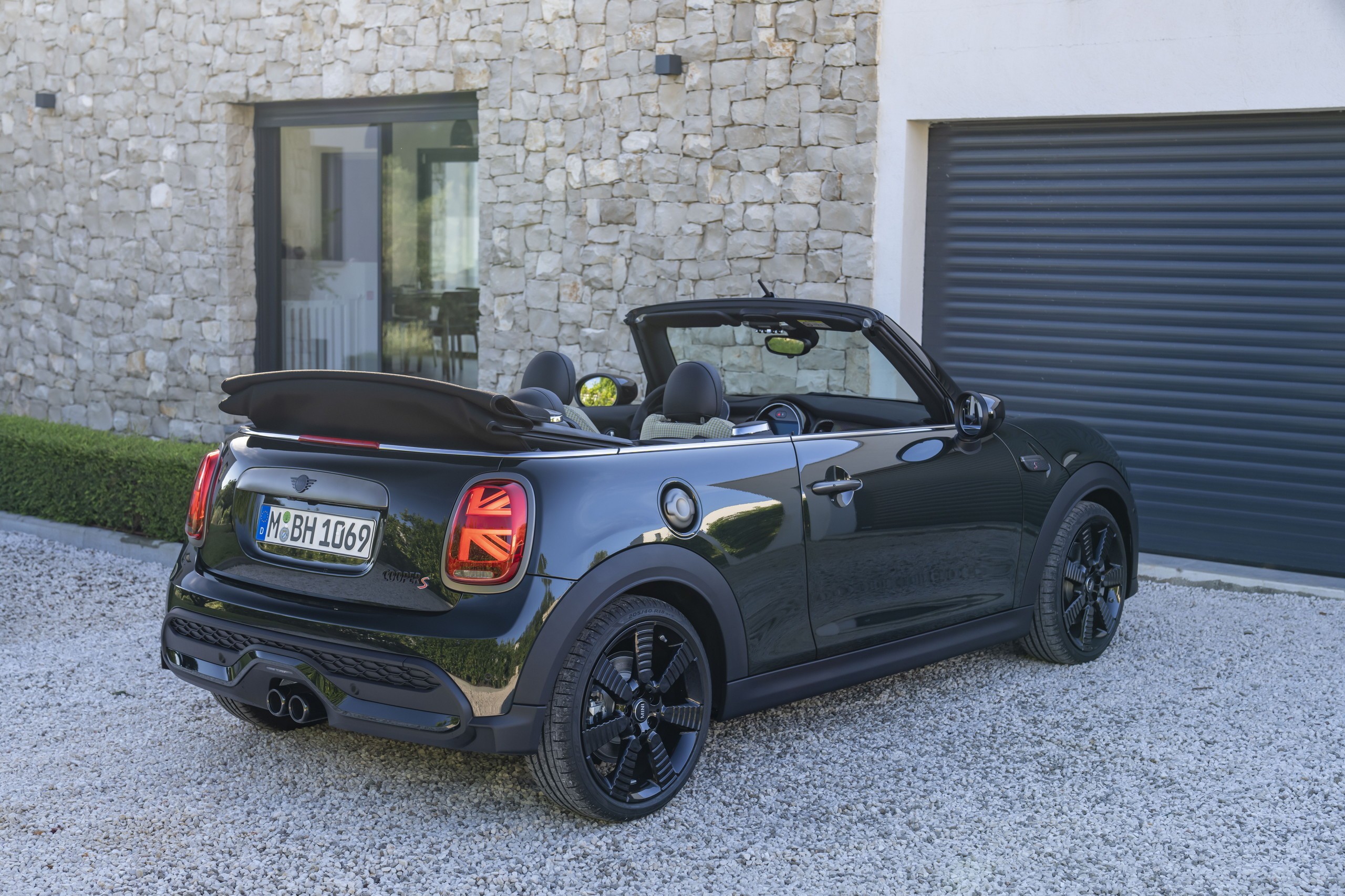 2023 MINI Cooper S Convertible Resolute Edition Launched As $41,250 ...