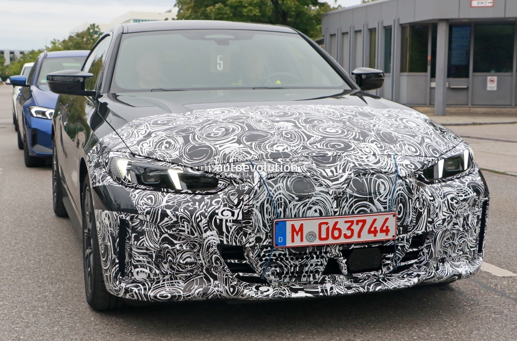 2025 BMW i4 LCI Prototype Reveals New Headlight Design, Old Kidney
