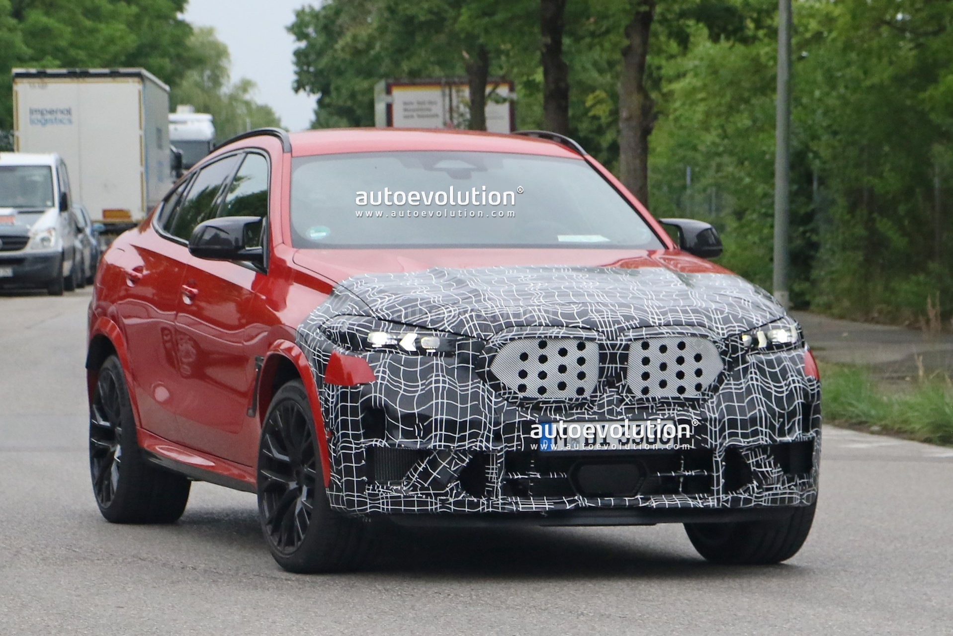 2024 BMW X6 M Facelift Spied With Minimal Camouflage, It's Not Ready