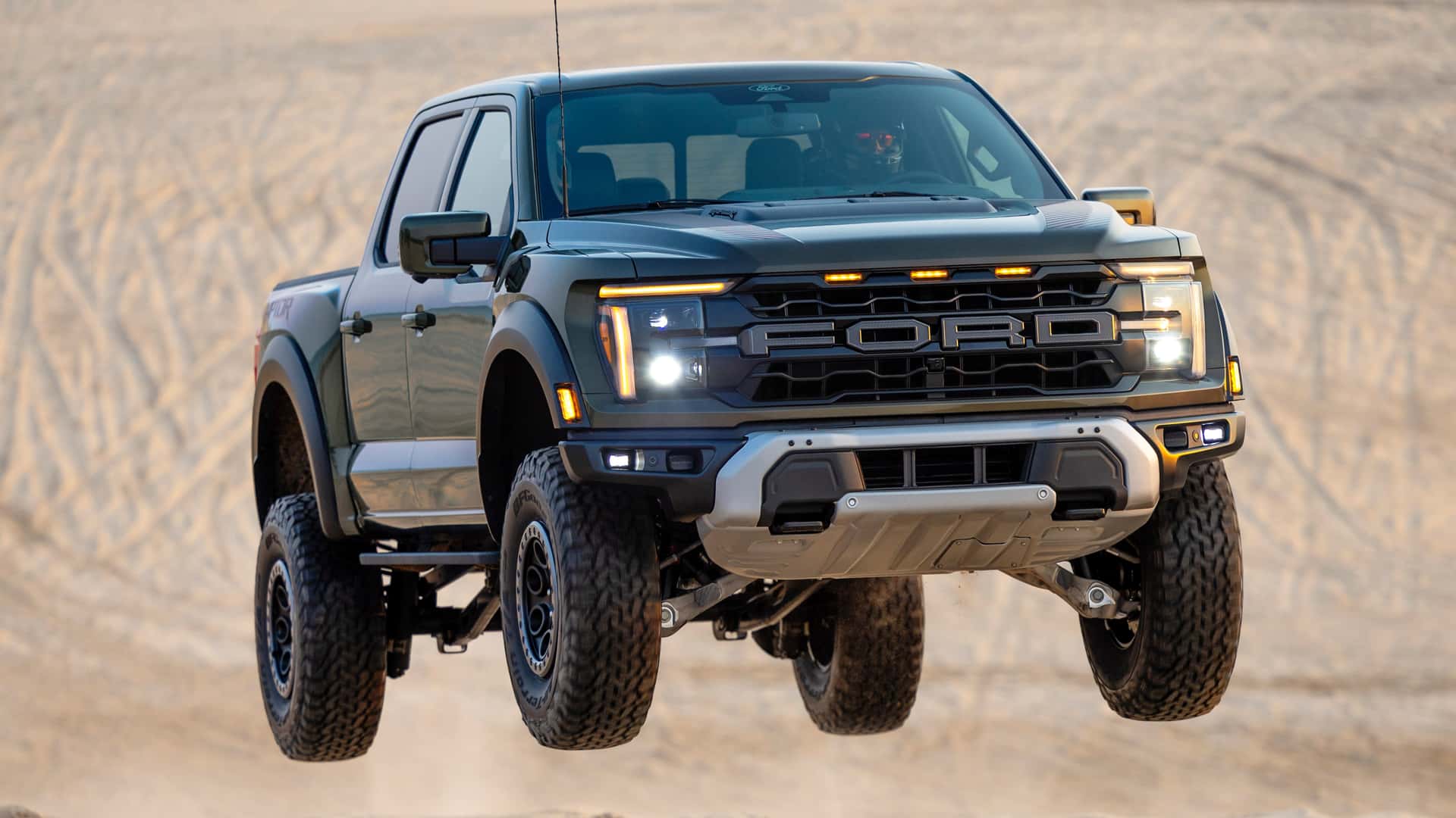 2024 Ford F150 Raptor R Reportedly Getting Over 700 Horsepower, It's