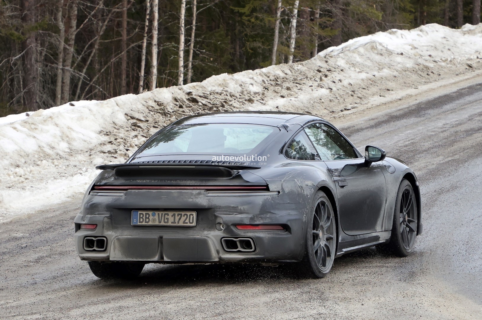 2024 Porsche 911 Facelift Spied, Refreshed Turbo S Going Hybrid autoevolution