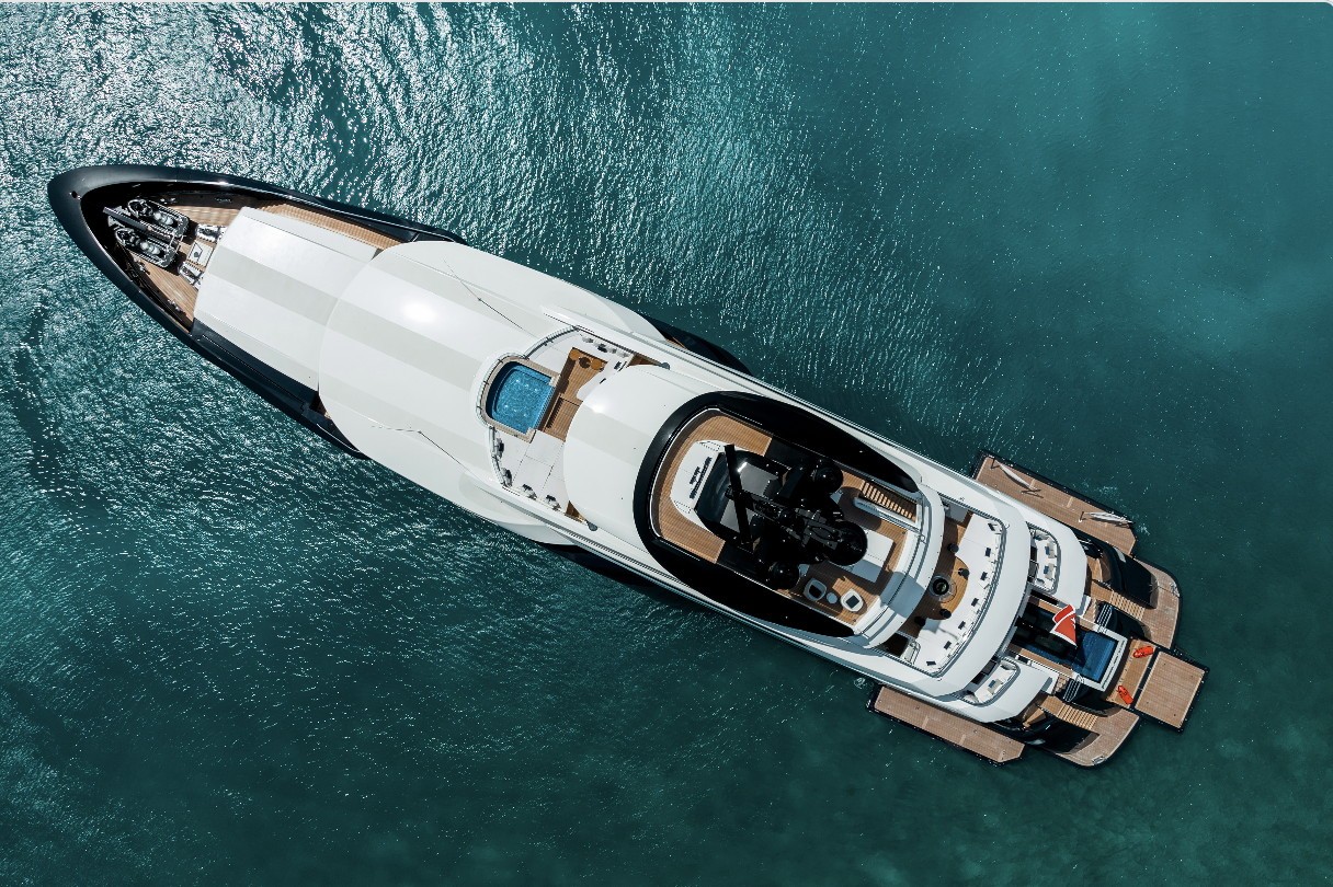 213-Foot Resilience Superyacht Is a 5-Star Resort on the Water ...