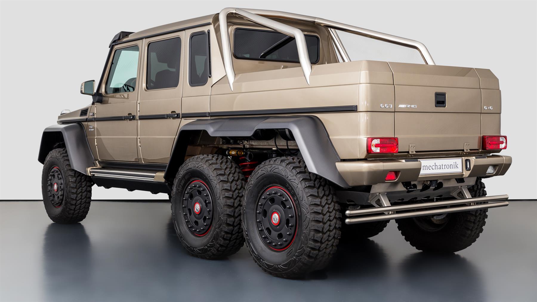 230Mile MercedesBenz G63 AMG 6x6 for Sale, Costs More Than a Dozen