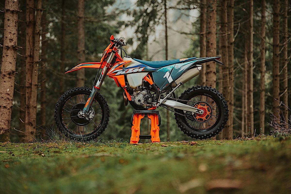 350 EXCF WESS Is the First KTM Enduro Bike with WP Air Fork