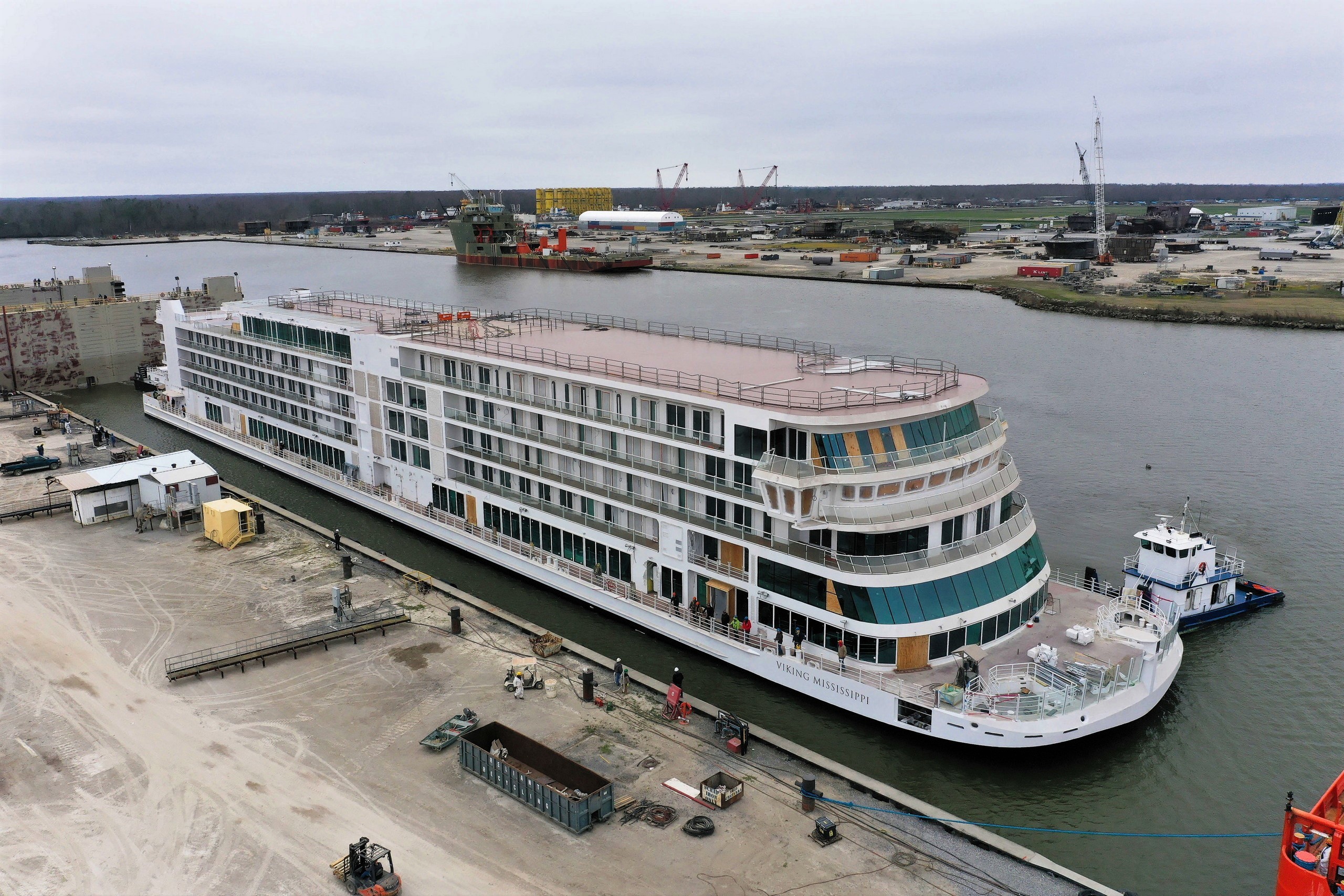 450-Foot Viking Mississippi Cruise Ship Hits the Water in Louisiana.