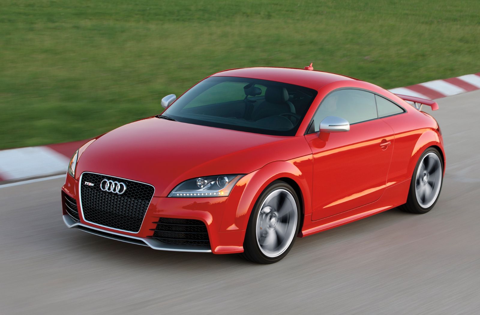 The Audi TT RS 'iconic edition' is a five-cylinder celebration of the TT