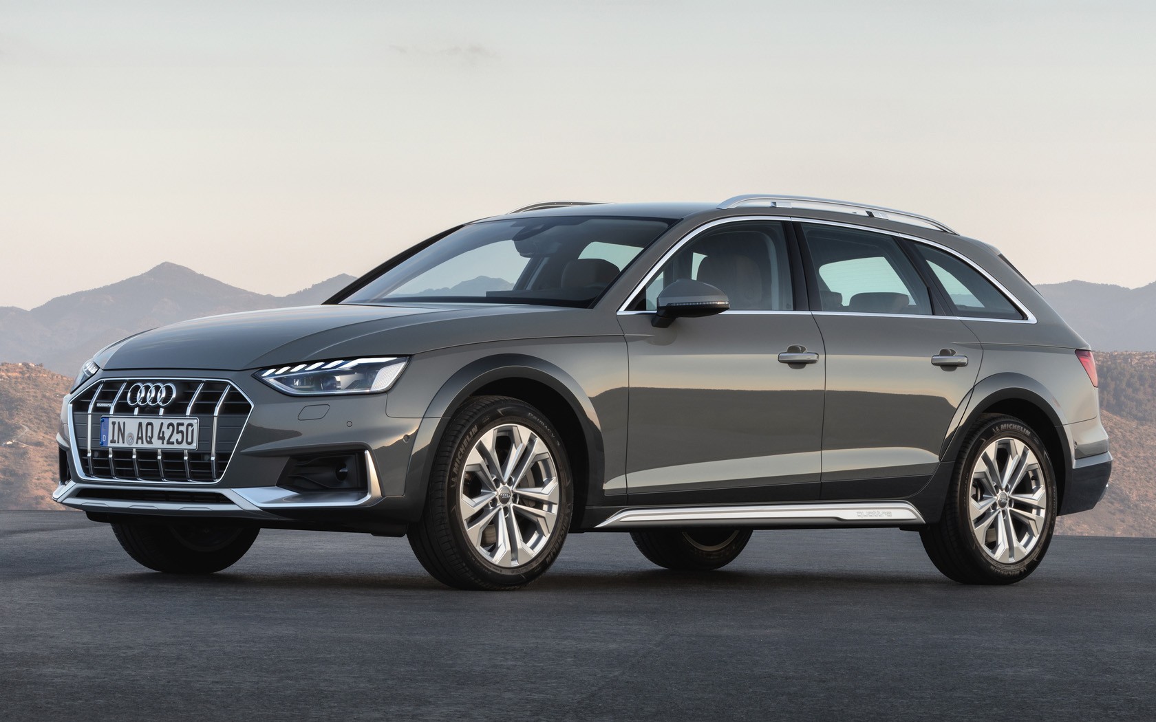 Here's a Detailed Look at the 2021 Audi A4 Allroad ...