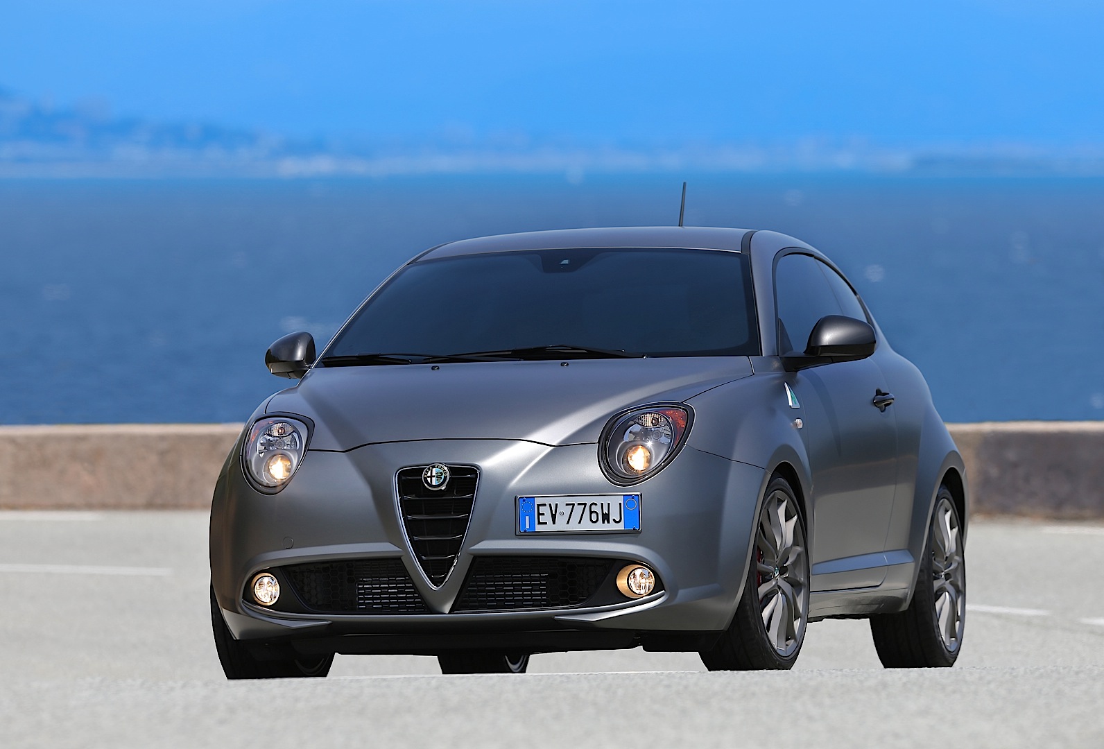 Cool Car For Young Drivers? The 170PS Alfa Romeo MiTO QV Review 
