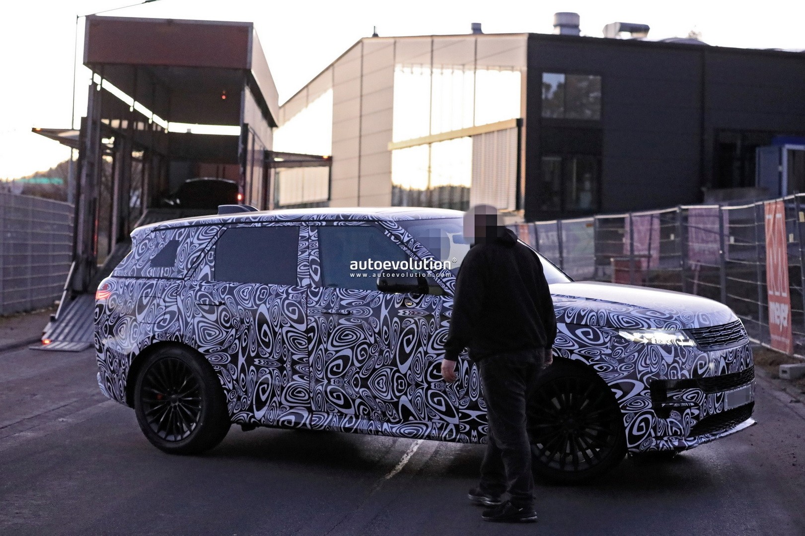 All-New 2023 Range Rover Sport Is a Show Stopper in CGI, Looks Beverly  Hills-Approved - autoevolution