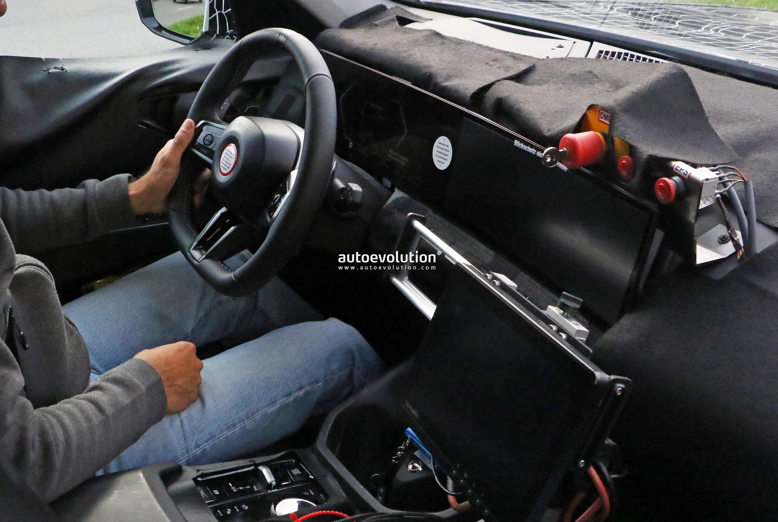 AllNew 2024 BMW X3 Shows Fancy HighTech Cockpit for the First Time