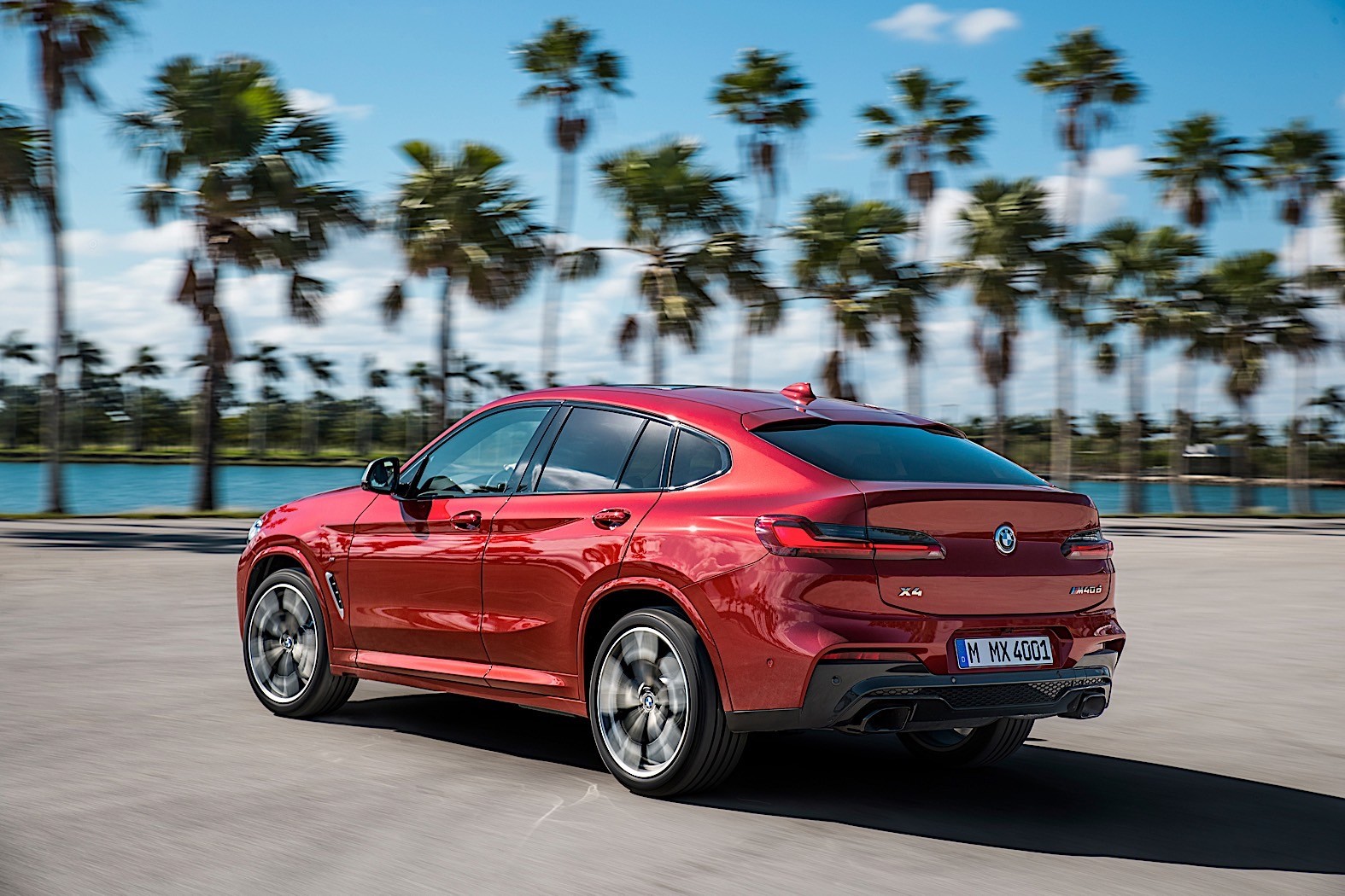 2018 BMW X4 Finally Unveiled with Full Details - autoevolution