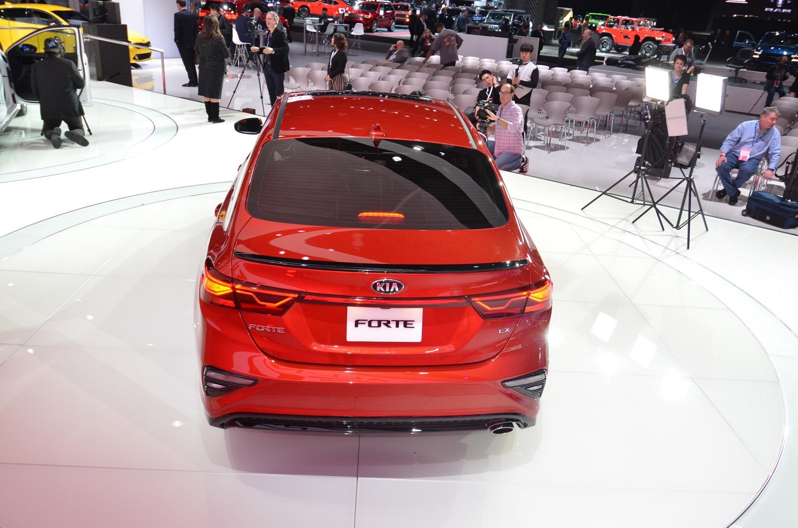 All-New Kia Forte Battle the VW Jetta, Wins With Stinger Looks ...