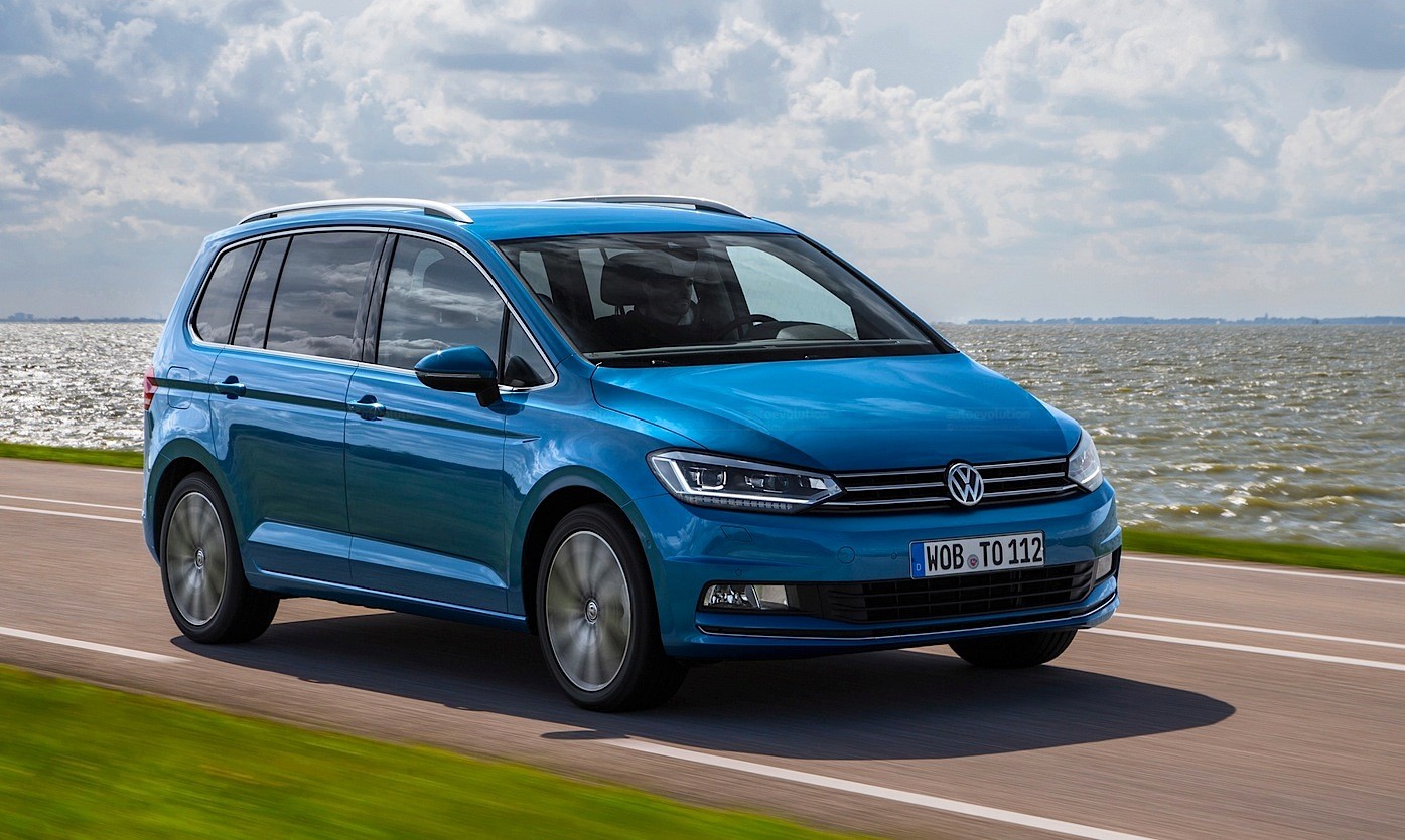 All-New Volkswagen Touran Looks Sharper than a Picasso in Latest Photos - autoevolution