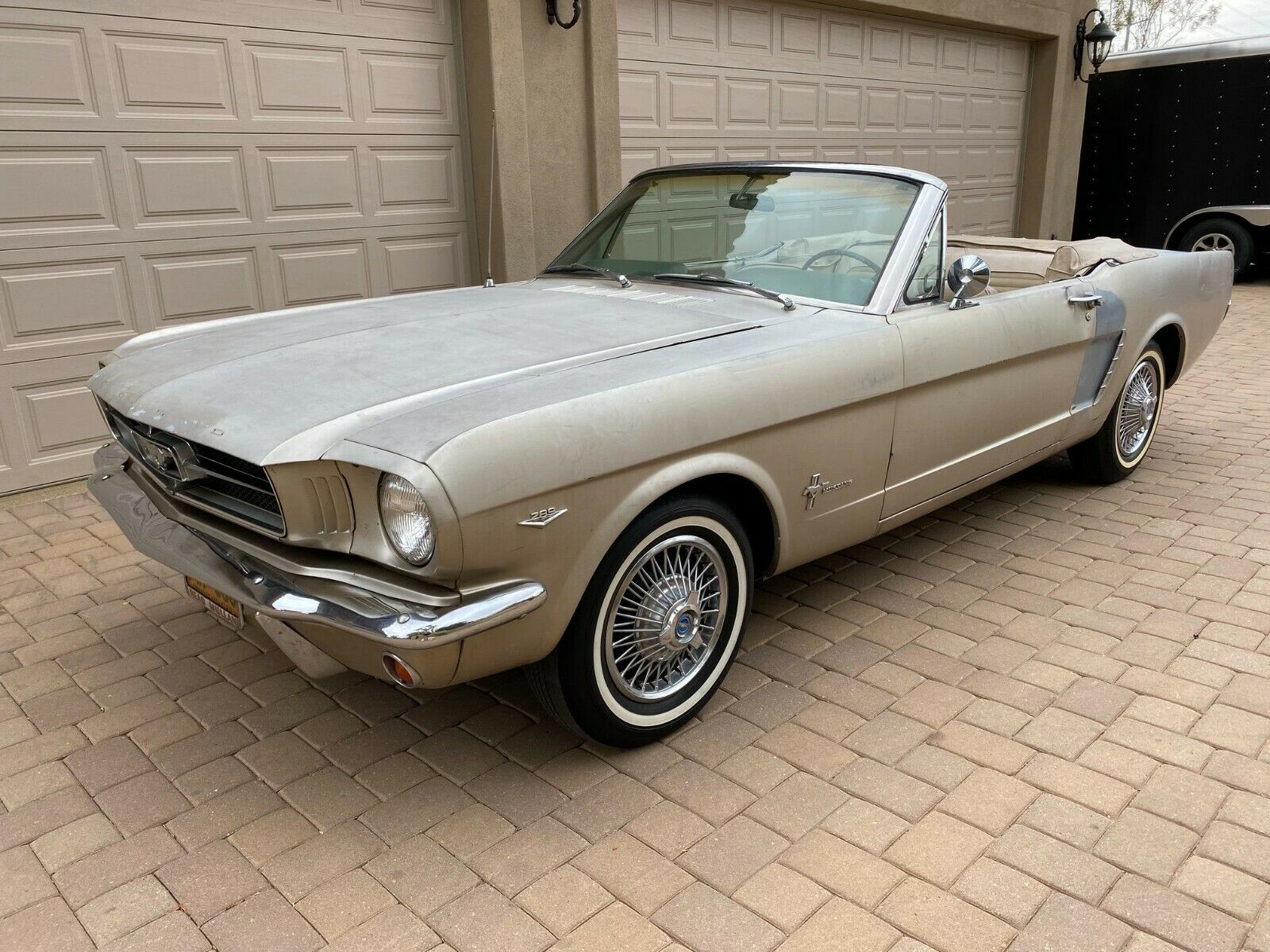 land Tijdens ~ Stroomopwaarts All Original 1965 Ford Mustang Sitting in a Garage Runs, Drives, Has No  Rust - autoevolution