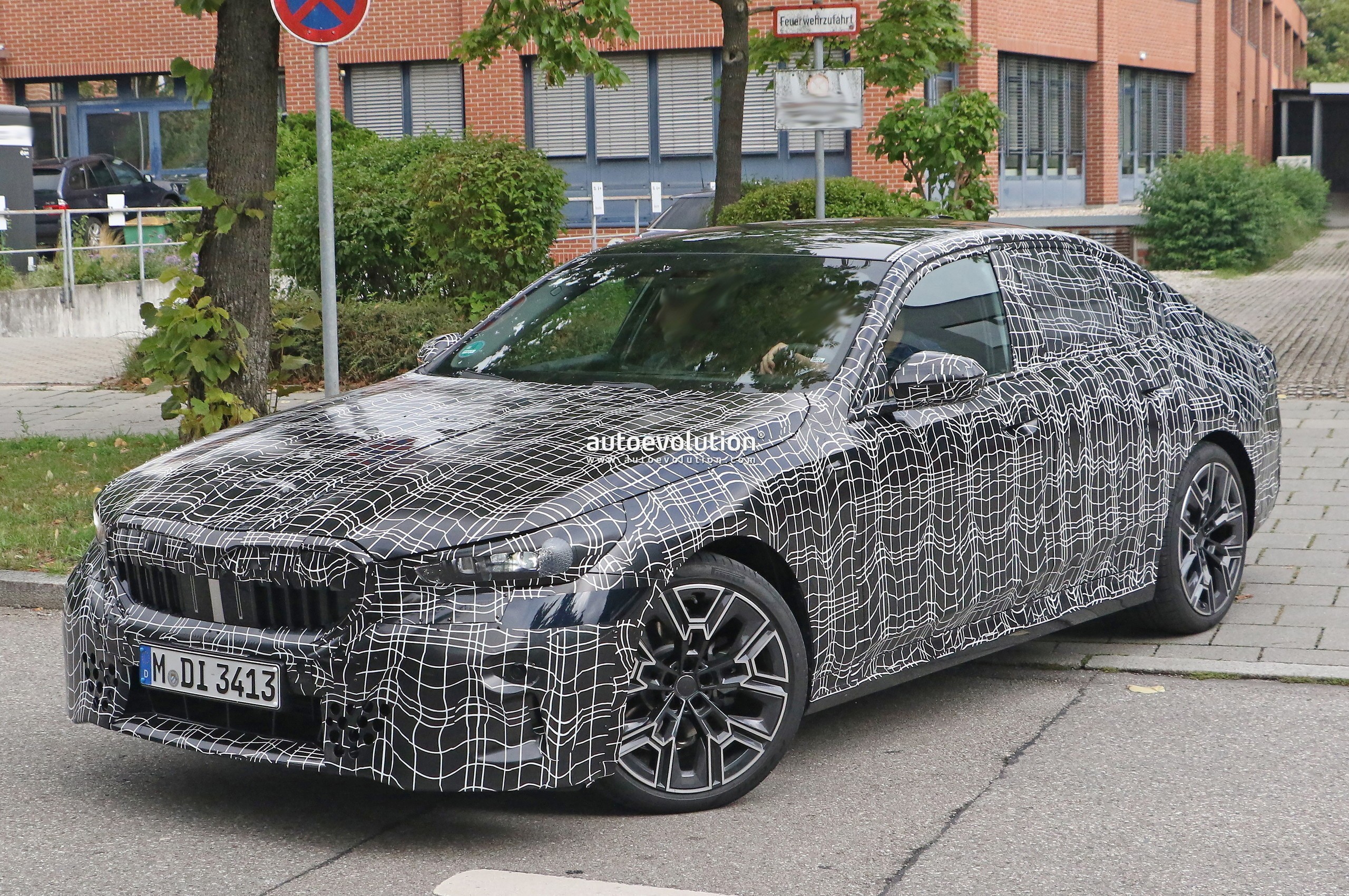 Alleged Leak Shows the Charming New 2024 BMW 5 Series Before You're  Supposed To See It - autoevolution