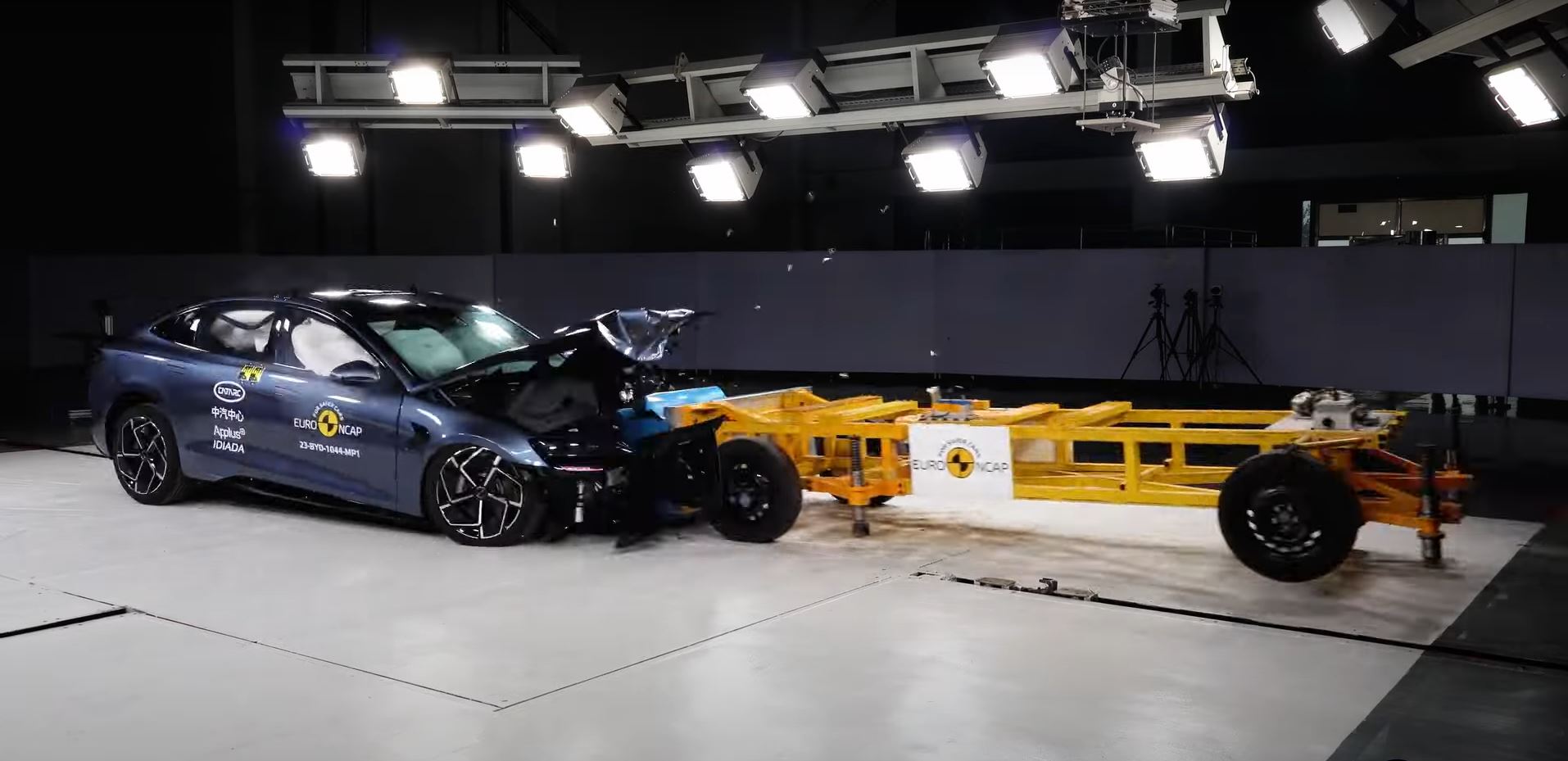 New Tesla Model S gets 5-Star Safety Rating from the Euro NCAP