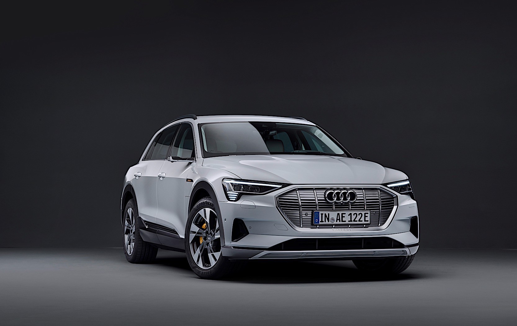 Audi e-tron First Tuning: Custom Vossen Forged Wheels - autoevolution
