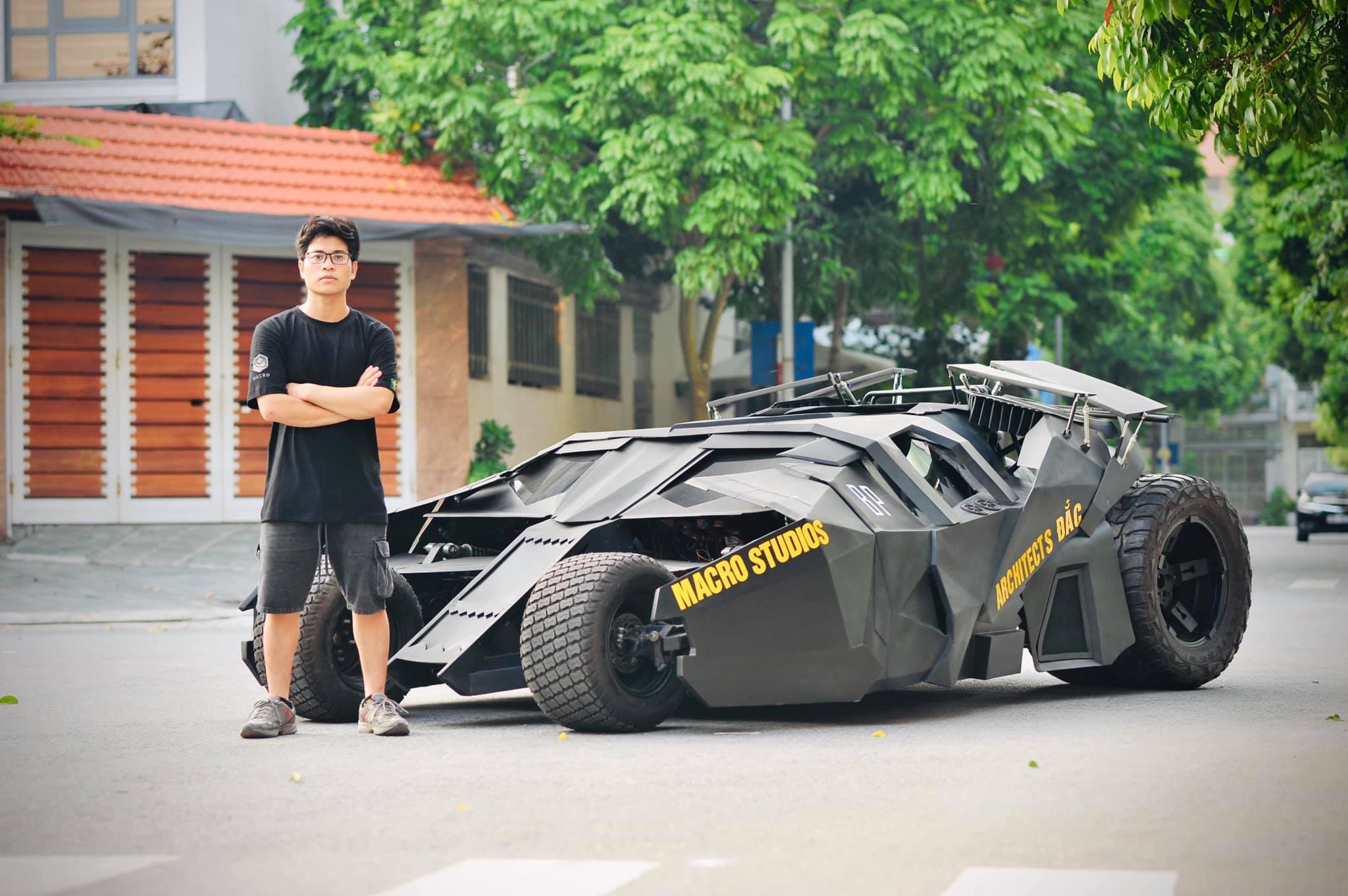 Batman Fan Builds Himself a Fully-Functional, Awesome Tumbler in 10 Months  - autoevolution