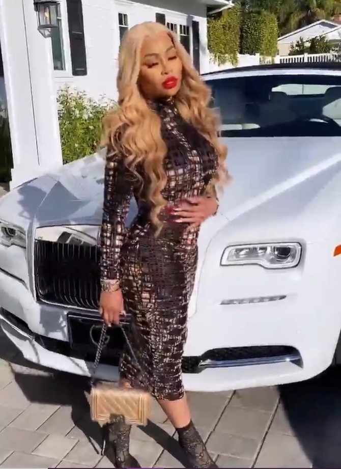 Blac Chyna Is All Glam Posing with Her Rolls-Royce Dawn, Can’t Stop ...