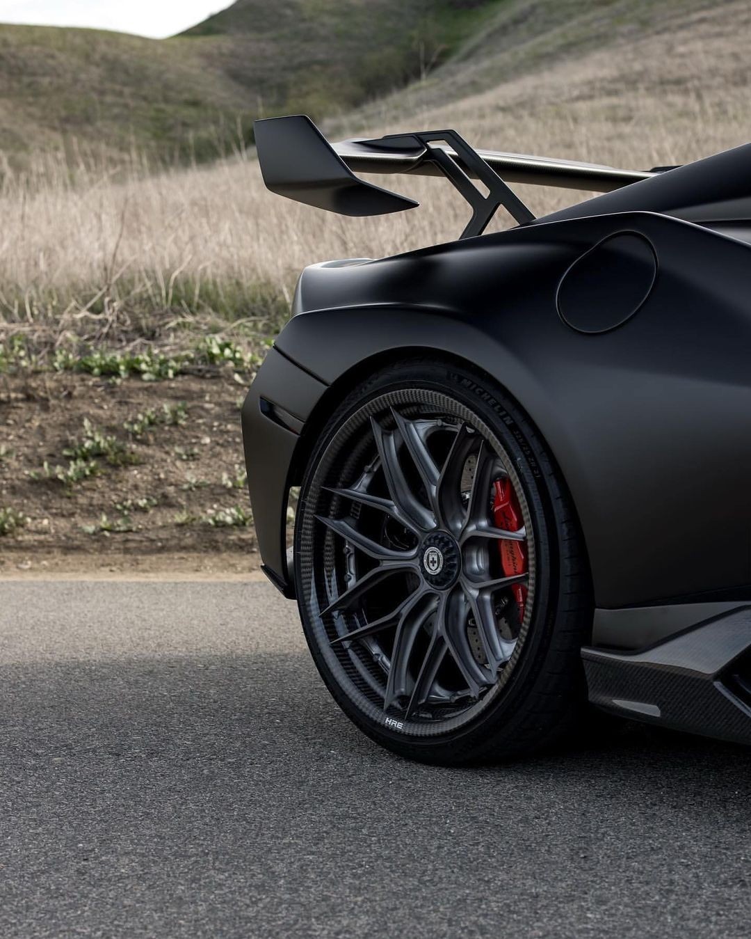 Lamborghini Huracan Supreme Jet Black - Sports & Modified Cars