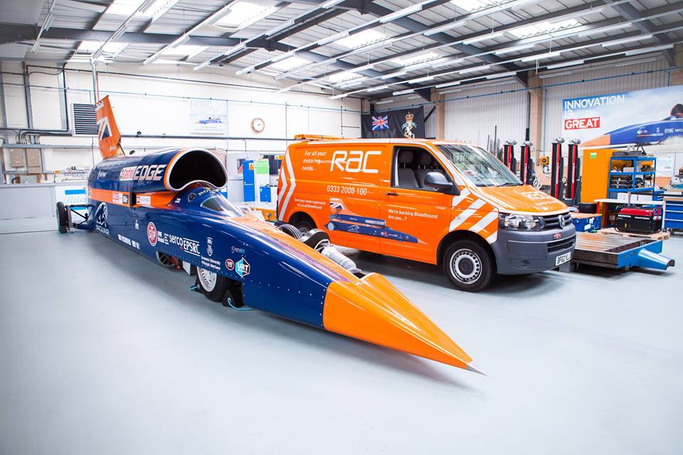 Bloodhound SSC Land Speed Record-Breaking Car Unveiled ...