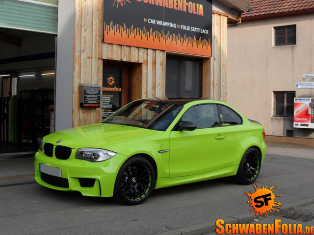 BMW 1M Gets Stunning Lime-Green Wrap - autoevolution
