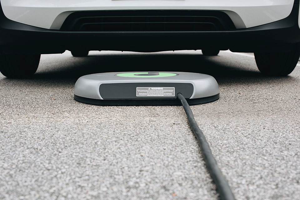 BMW i3 Wireless Charging Made Possible by Plugless Power autoevolution